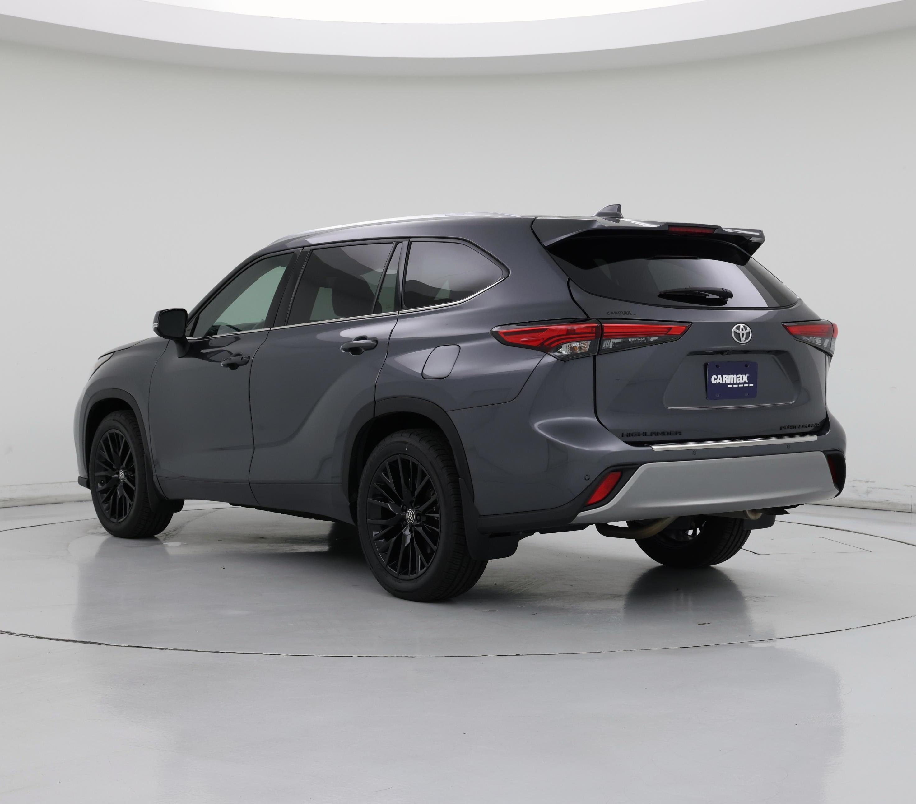 Thumbnail: 2020 Toyota Highlander - 2