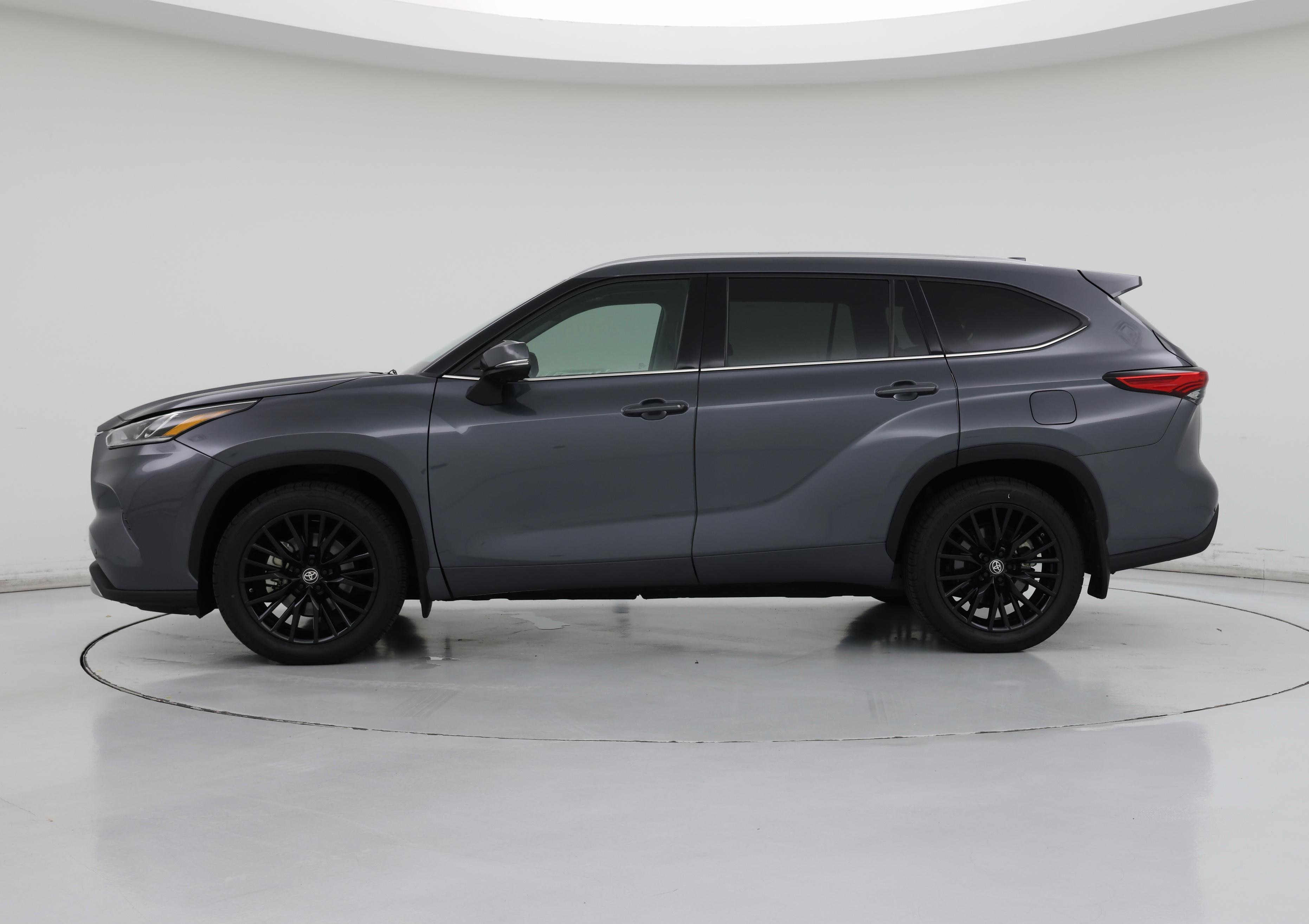 Thumbnail: 2020 Toyota Highlander - 3