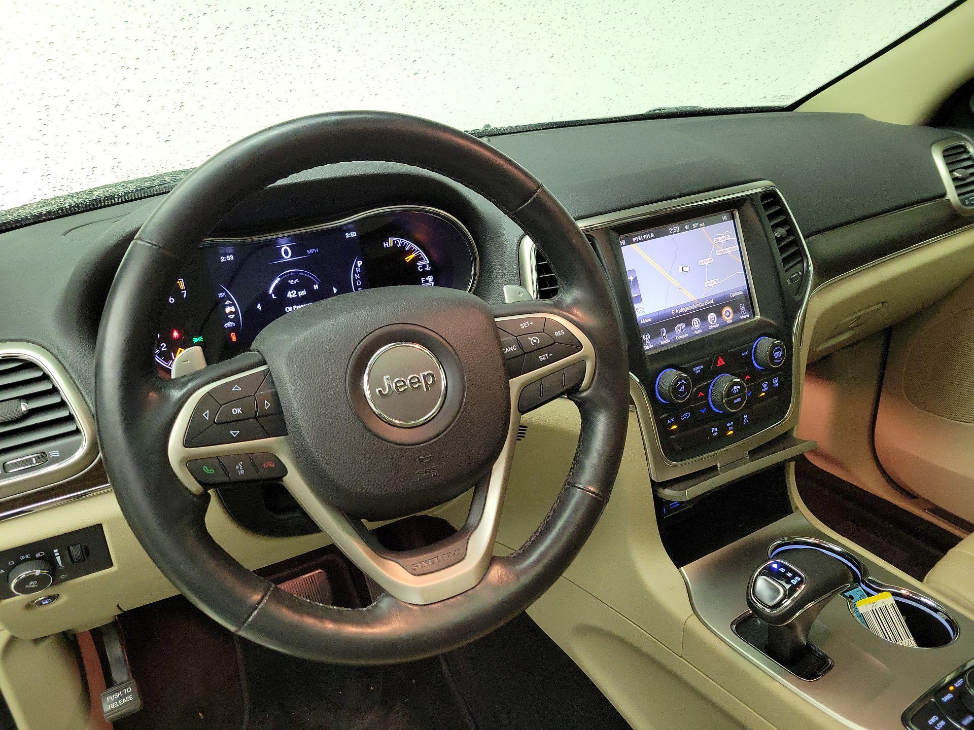 Thumbnail: 2015 Jeep Grand Cherokee - 9