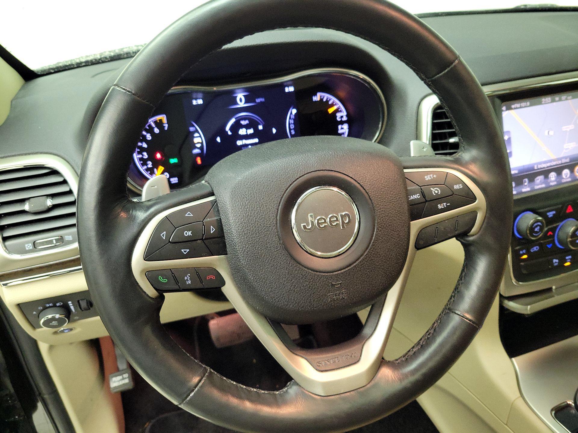 Thumbnail: 2015 Jeep Grand Cherokee - 10