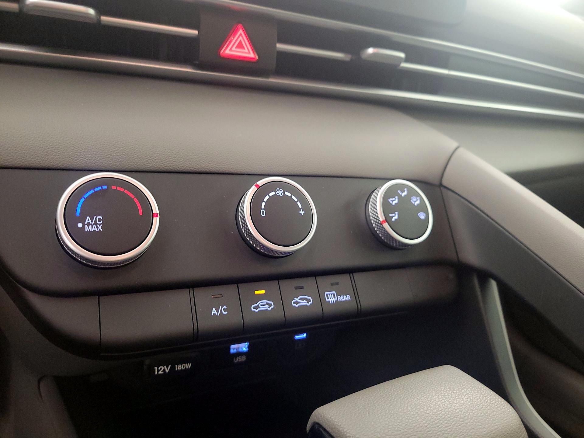 Thumbnail: 2024 Hyundai Elantra - 16