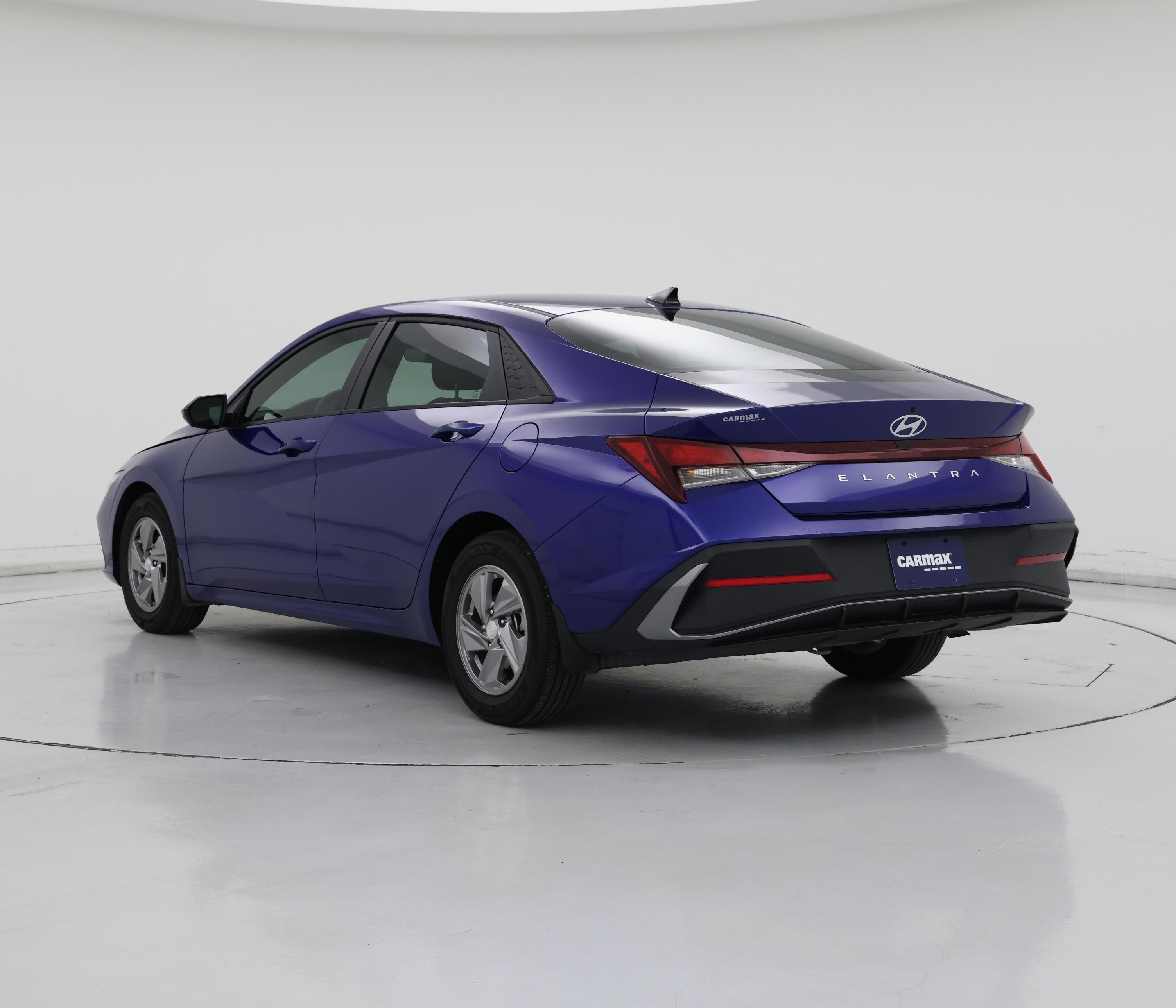Thumbnail: 2024 Hyundai Elantra - 2
