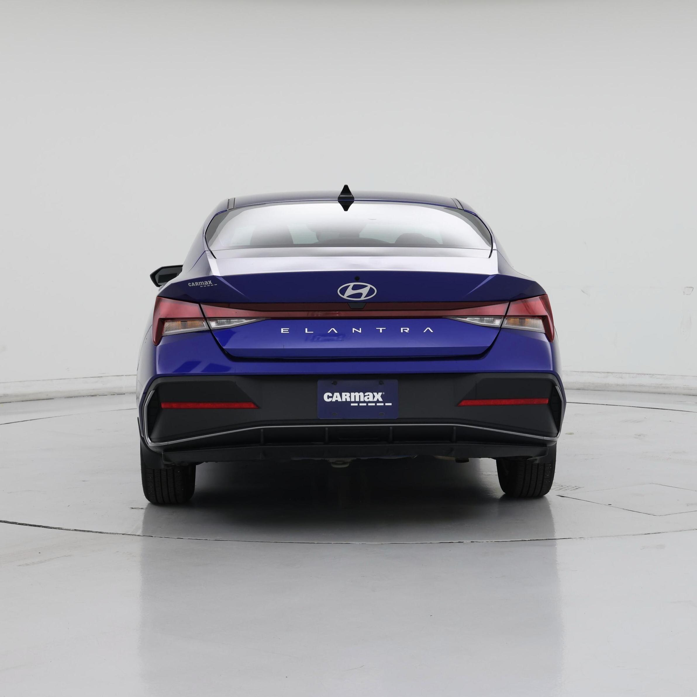 Thumbnail: 2024 Hyundai Elantra - 6