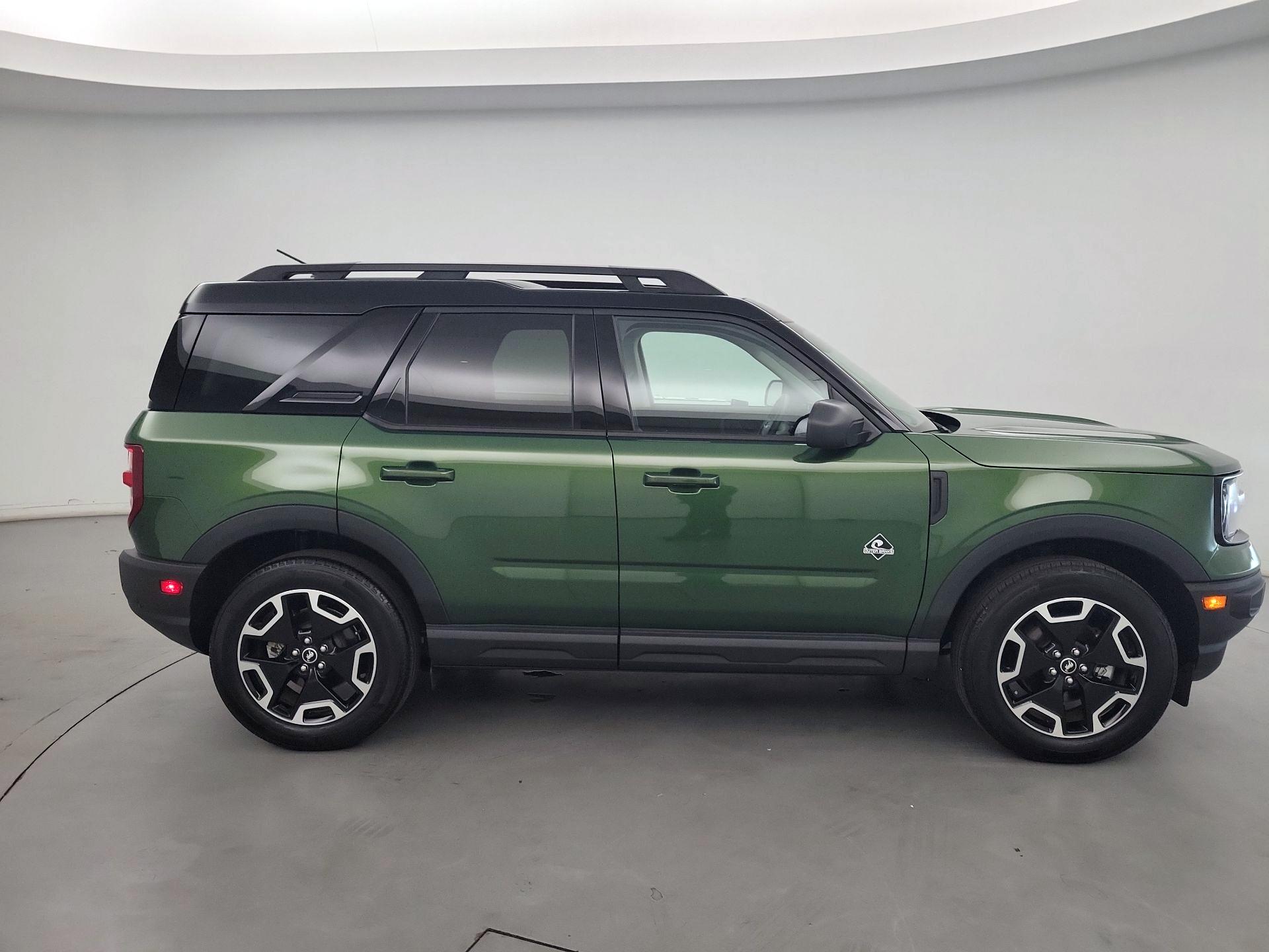 Thumbnail: 2024 Ford Bronco Sport - 4