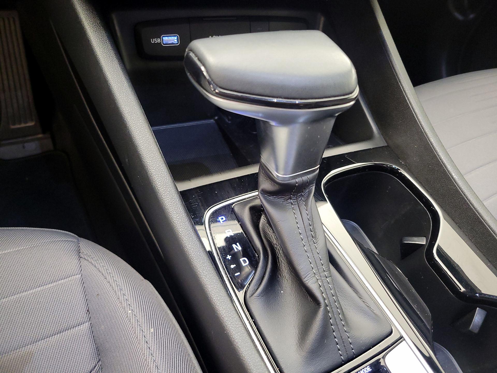 Thumbnail: 2022 Hyundai Santa Cruz - 17