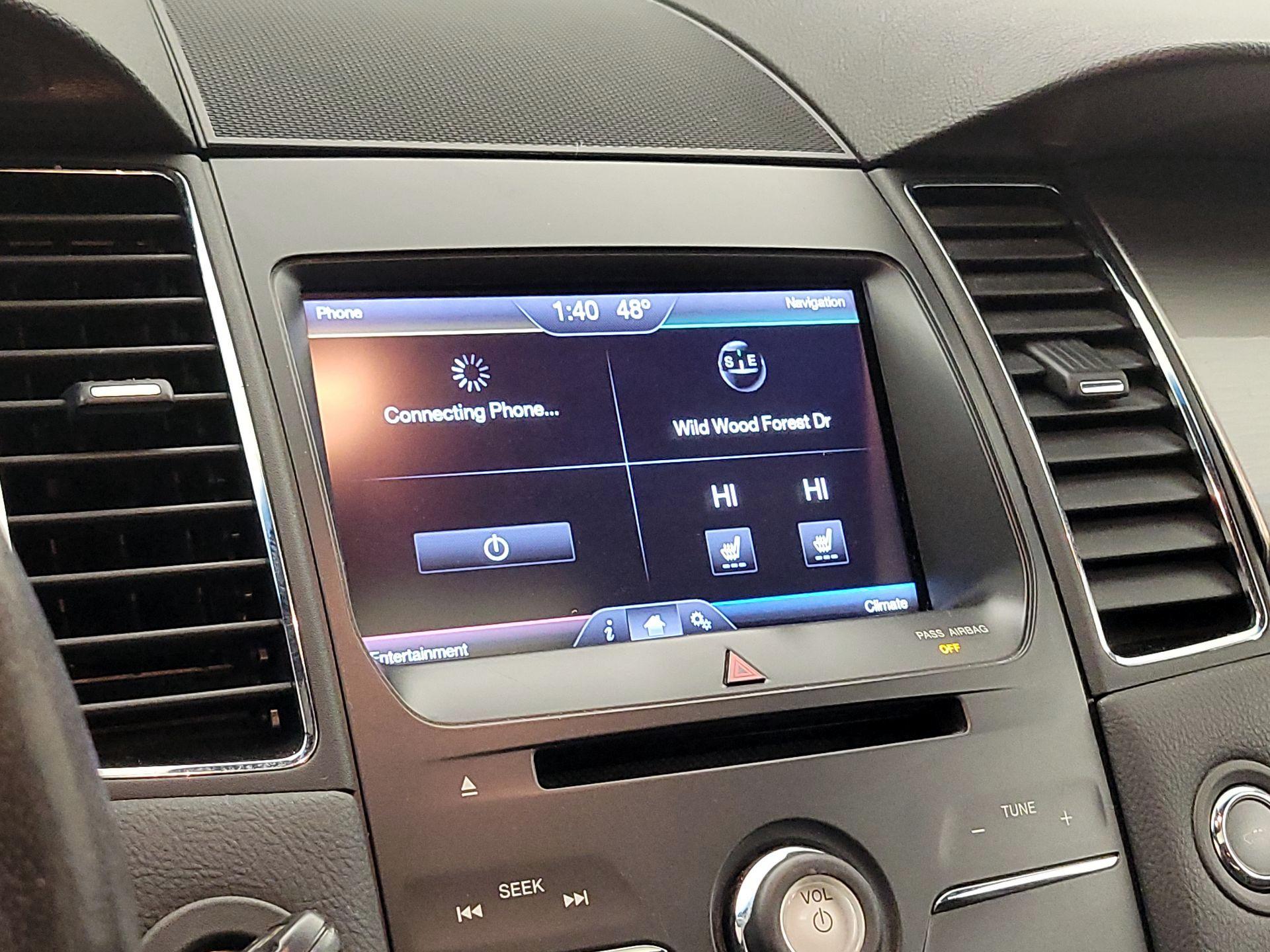 Thumbnail: 2014 Ford Taurus - 15