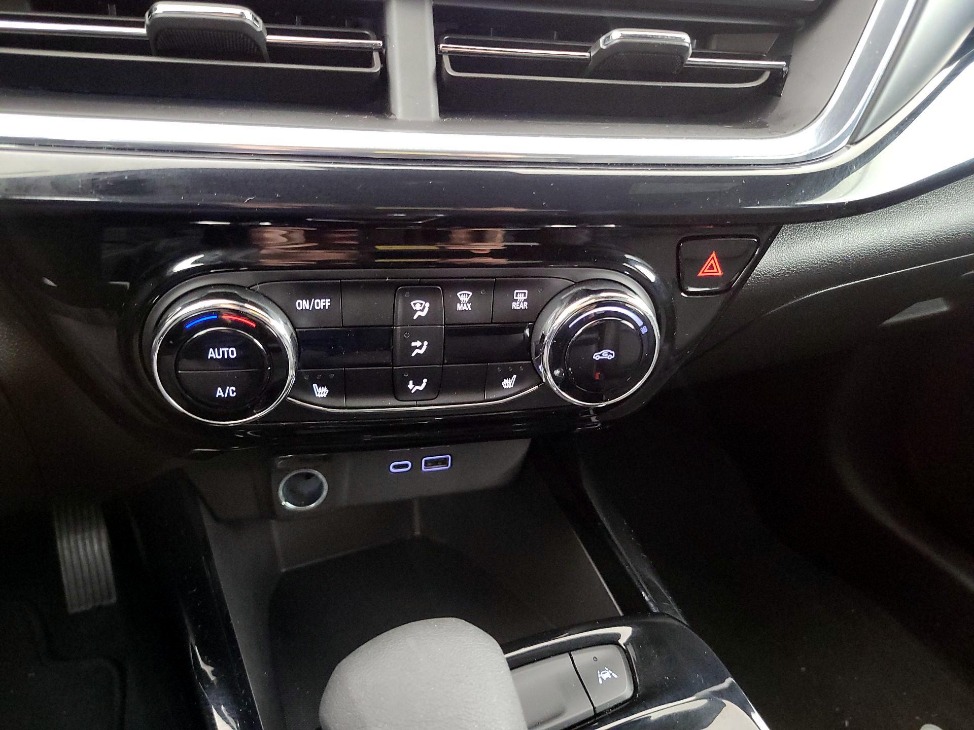 Thumbnail: 2024 Chevrolet Trax - 16