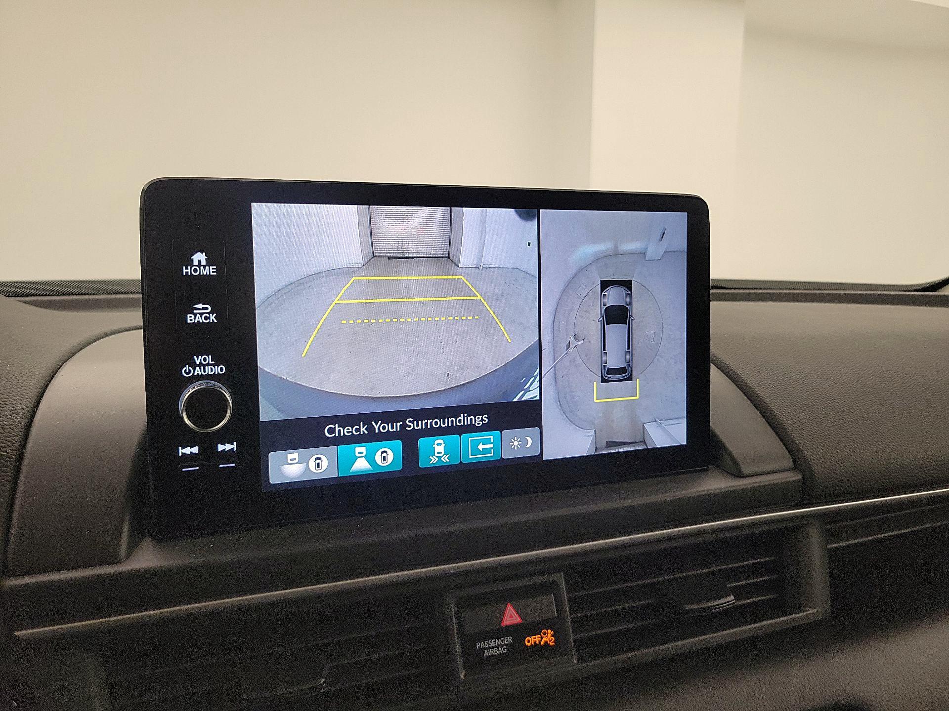 Thumbnail: 2023 Honda Pilot - 15