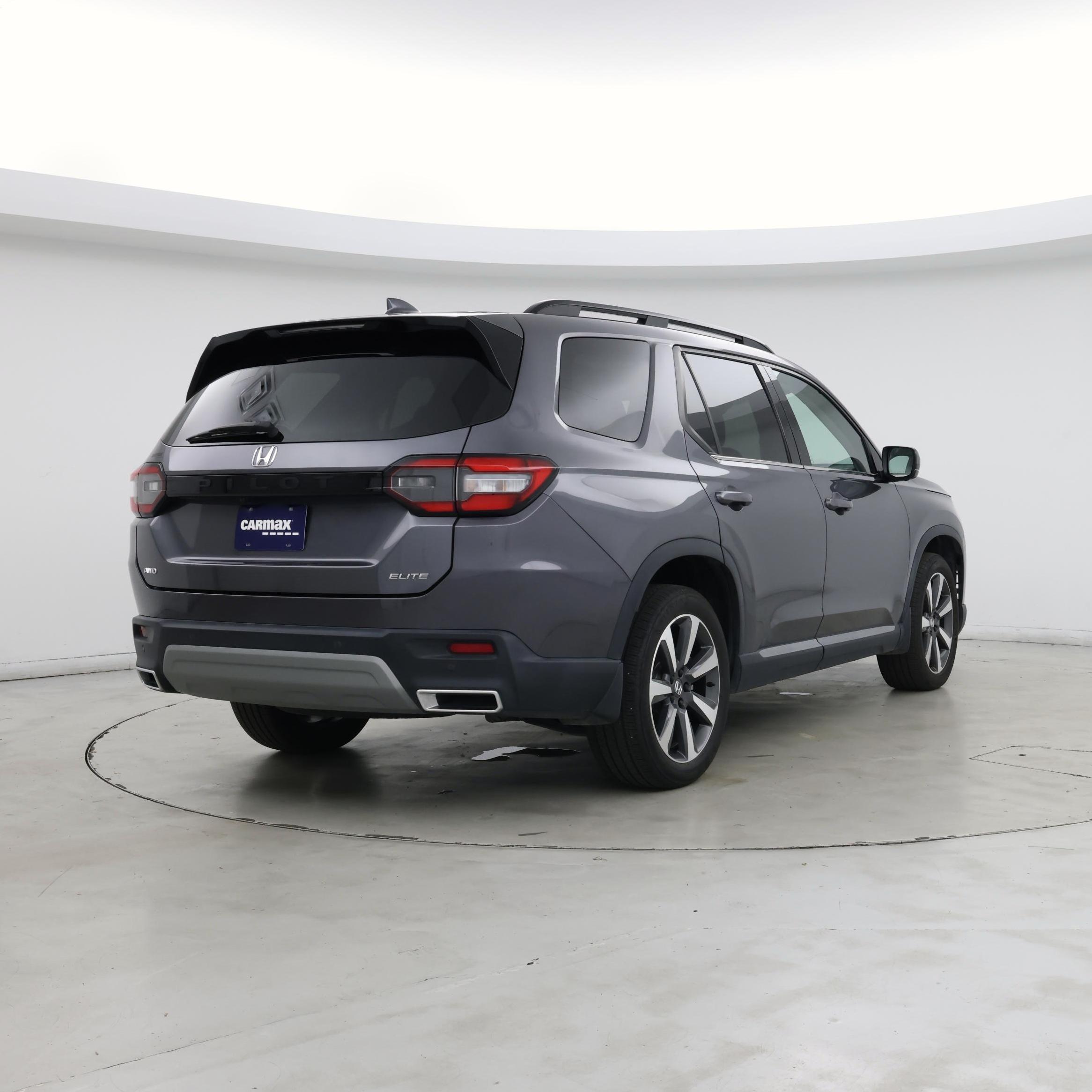 Thumbnail: 2023 Honda Pilot - 8