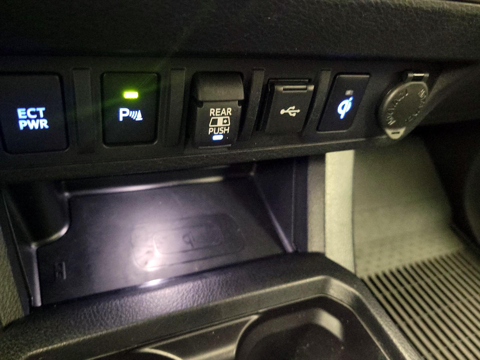 Thumbnail: 2022 Toyota Tacoma - 18