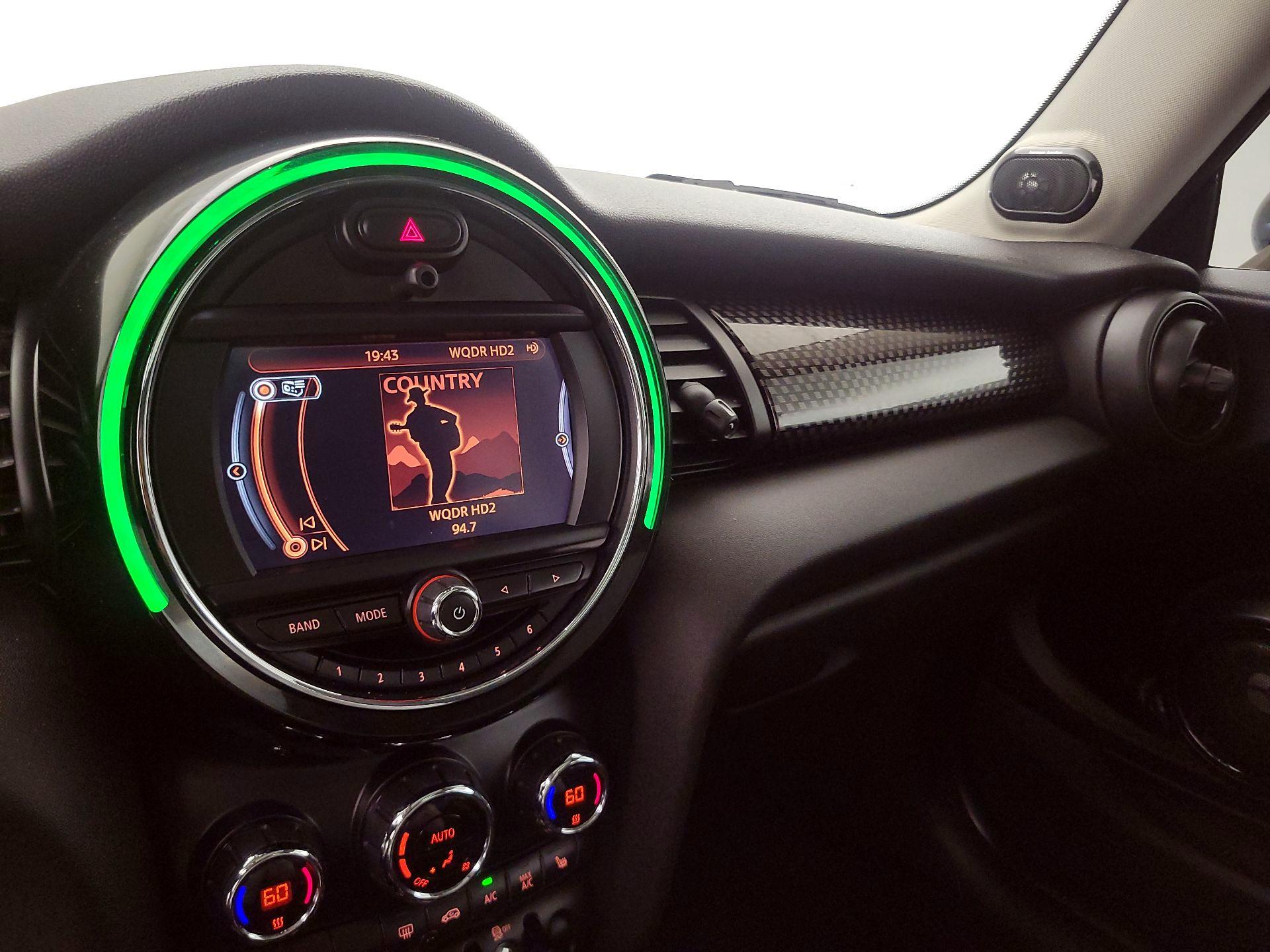 Thumbnail: 2017 MINI Cooper Hardtop - 14