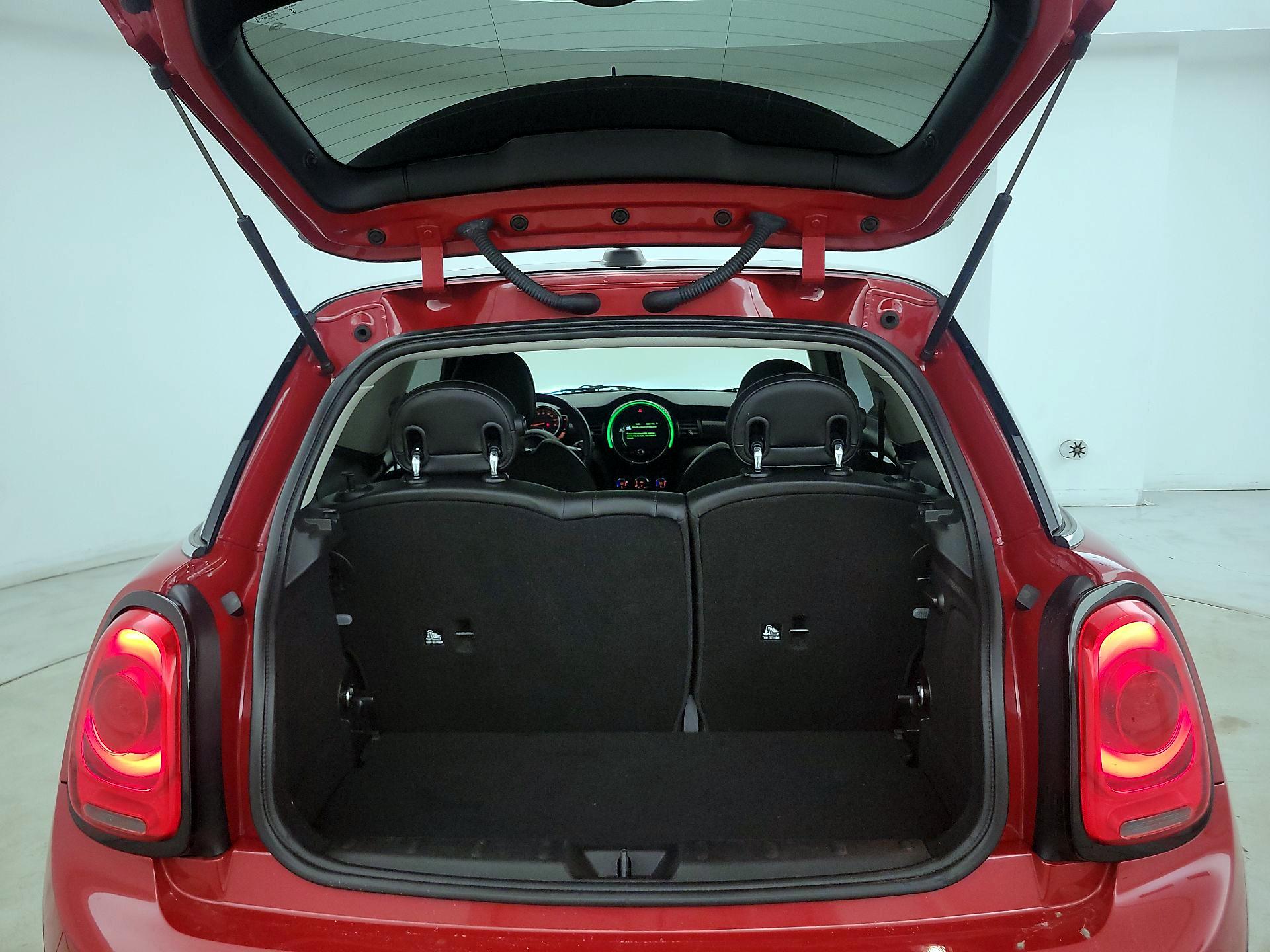 Thumbnail: 2017 MINI Cooper Hardtop - 20