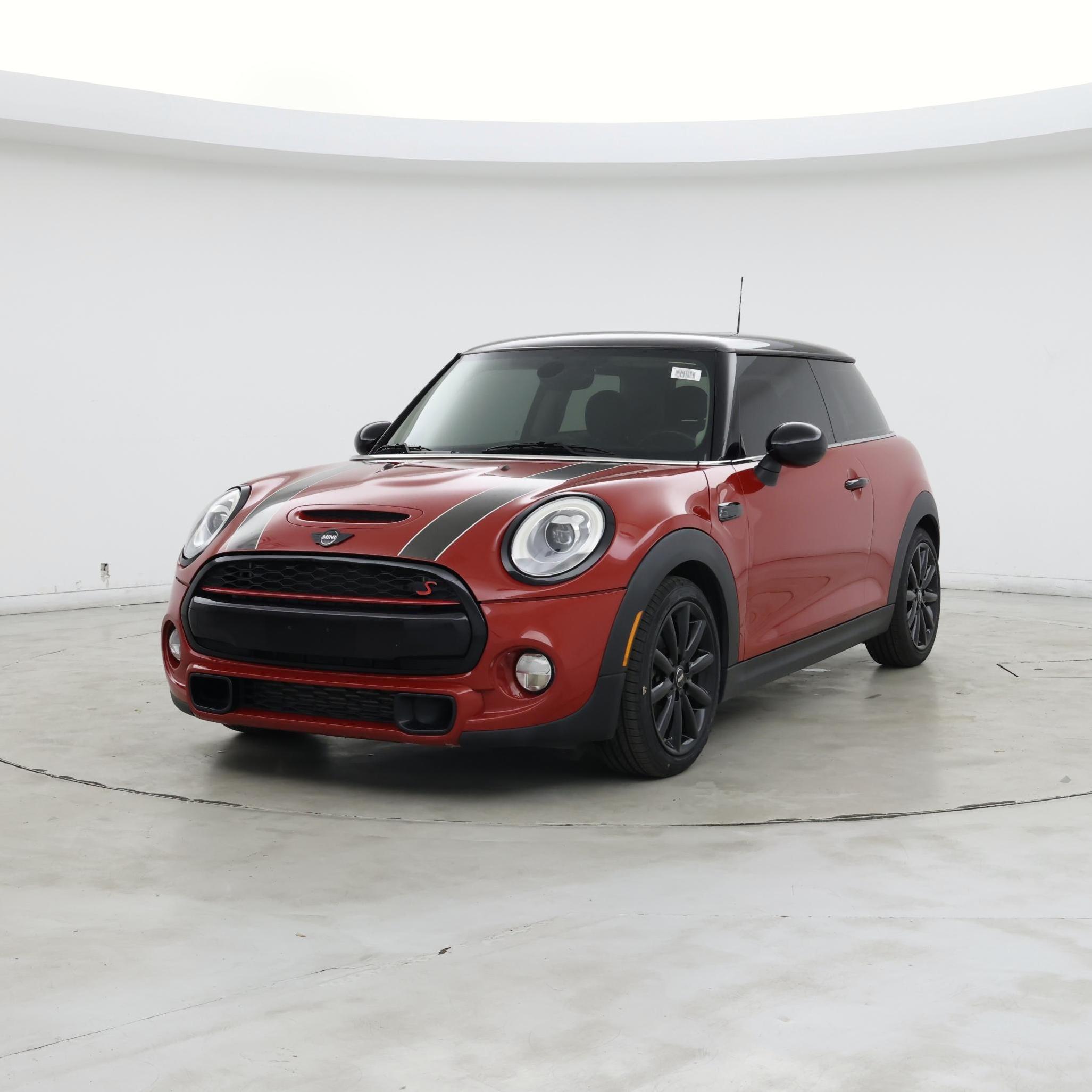 Thumbnail: 2017 MINI Cooper Hardtop - 4