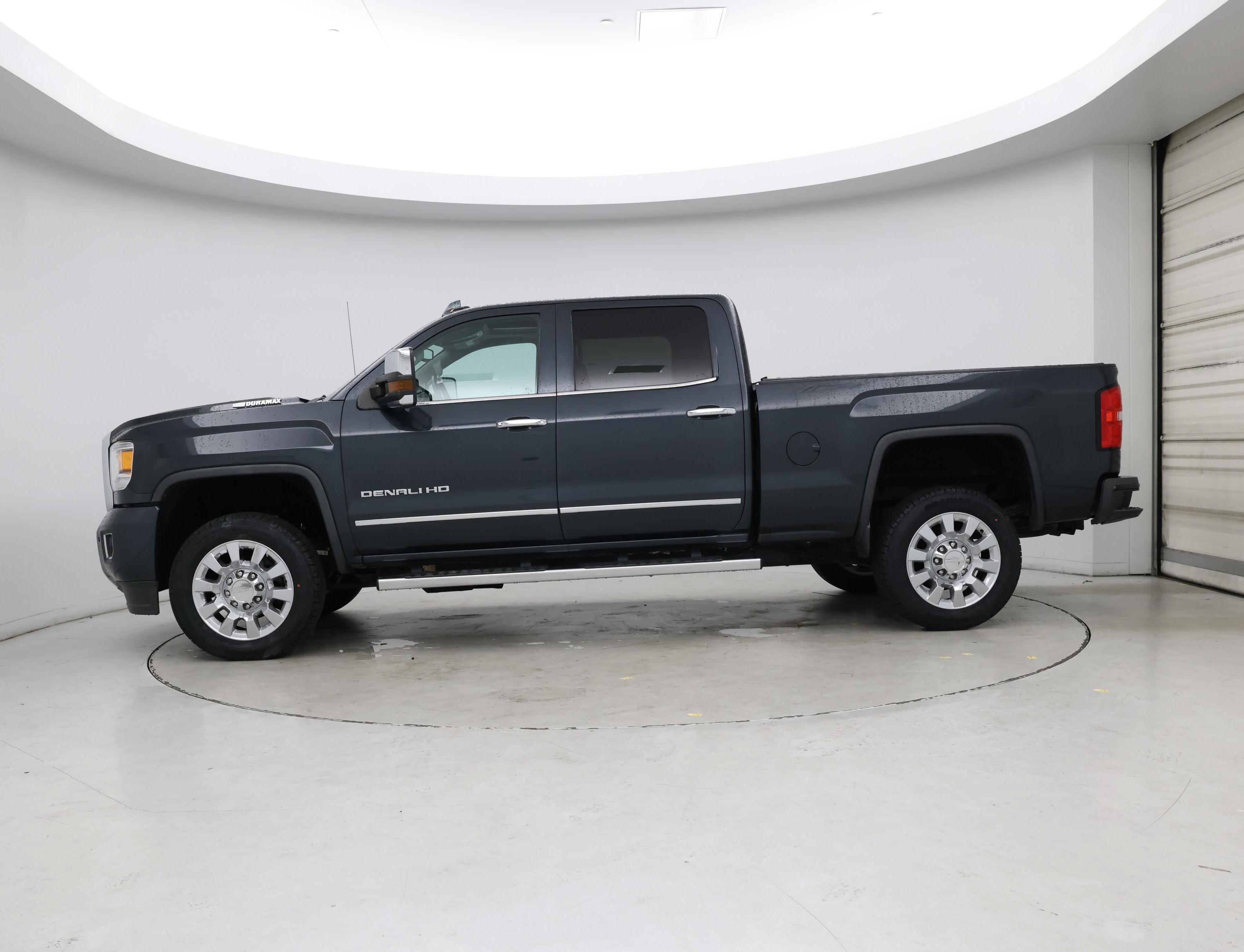 Thumbnail: 2019 GMC Sierra 2500 - 3