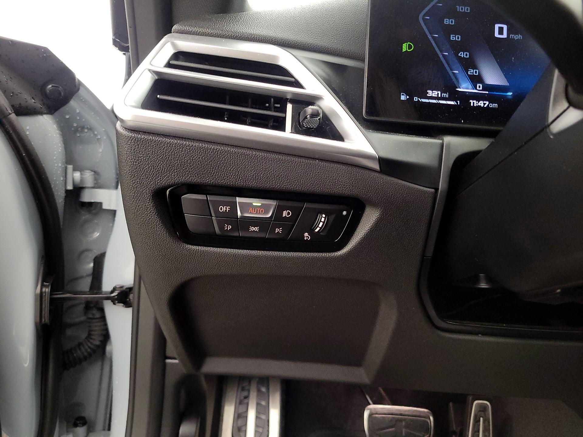 Thumbnail: 2025 BMW 2 Series - 13