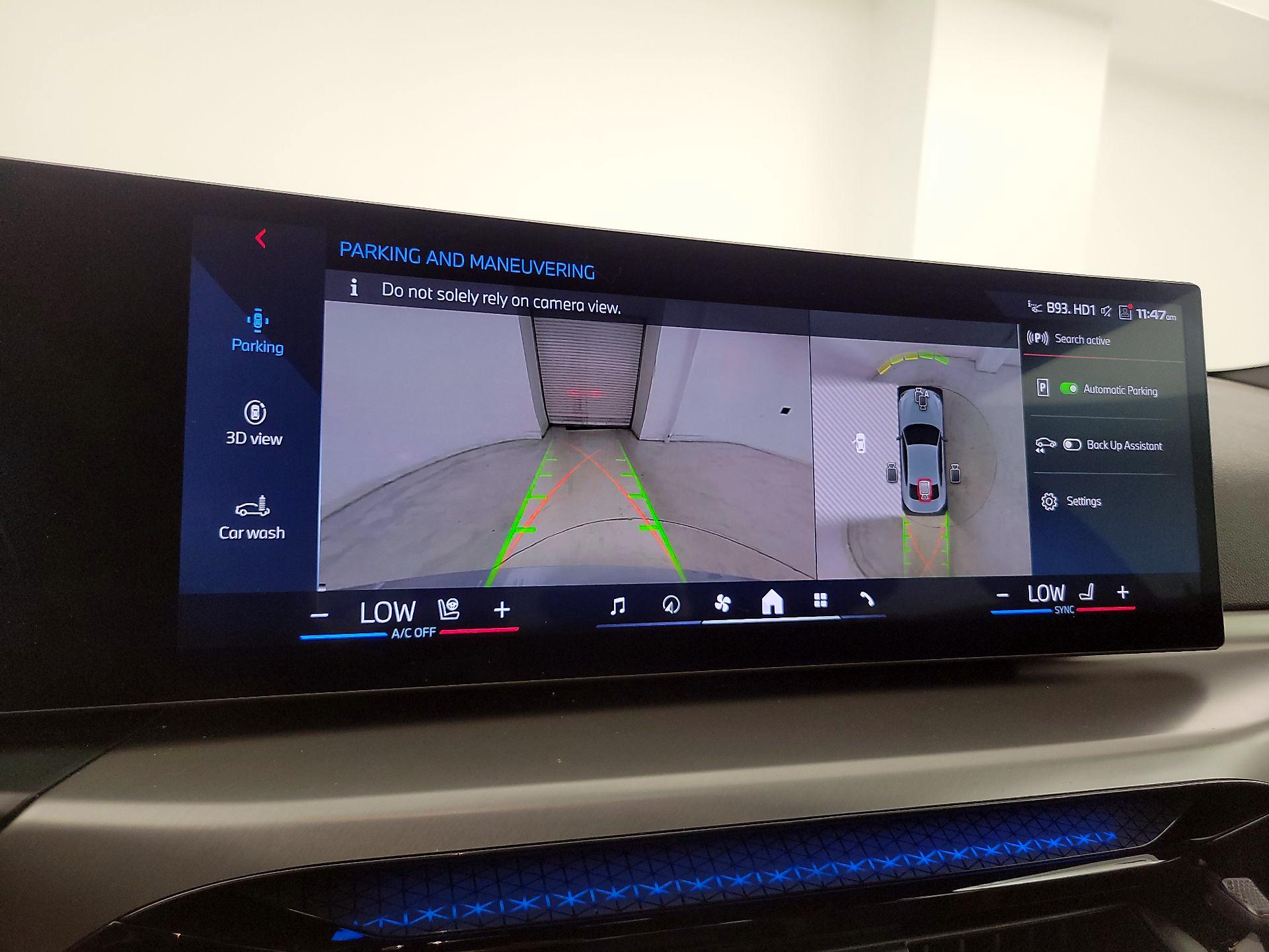 Thumbnail: 2025 BMW 2 Series - 15