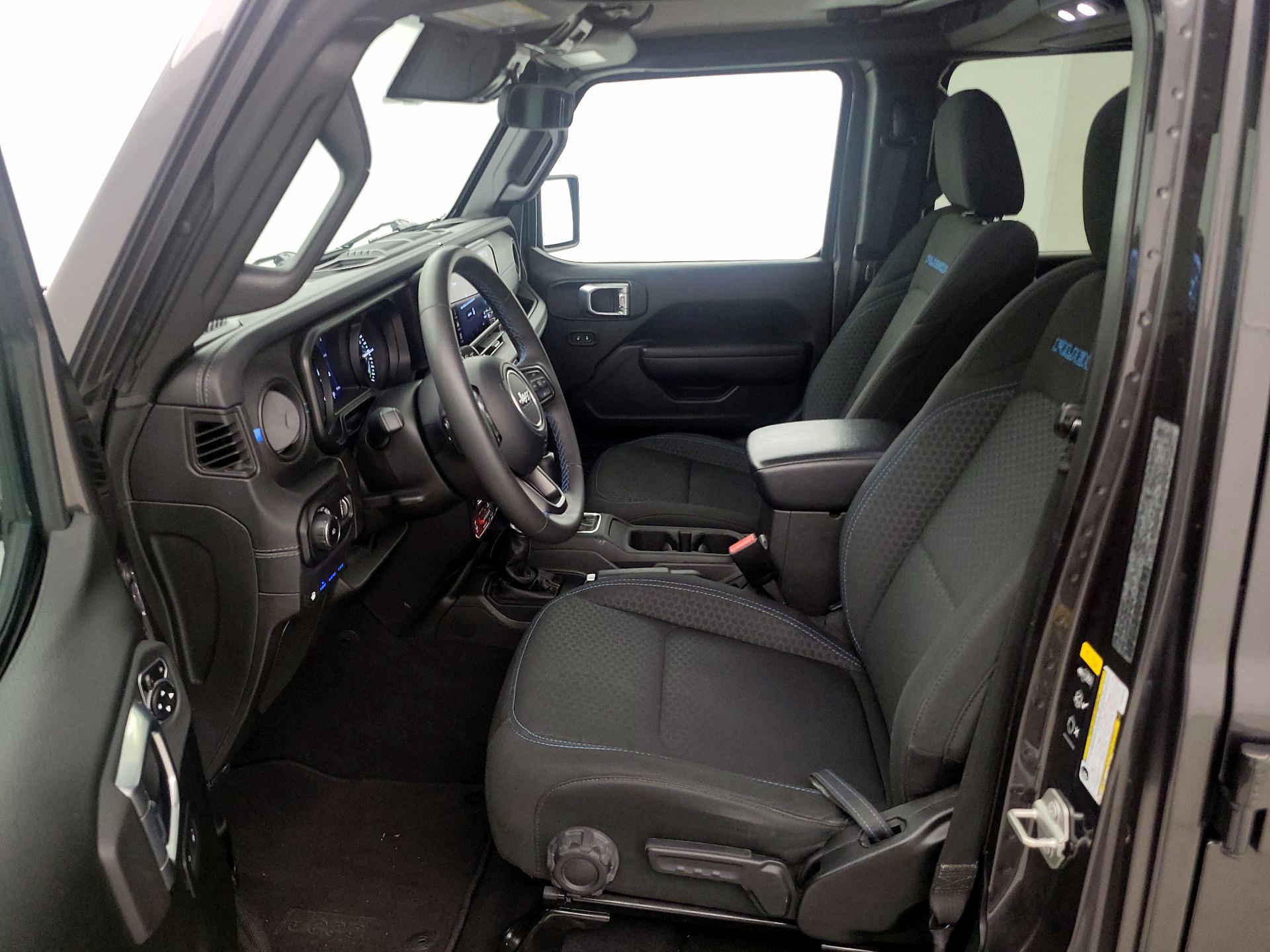 Thumbnail: 2024 Jeep Wrangler - 11