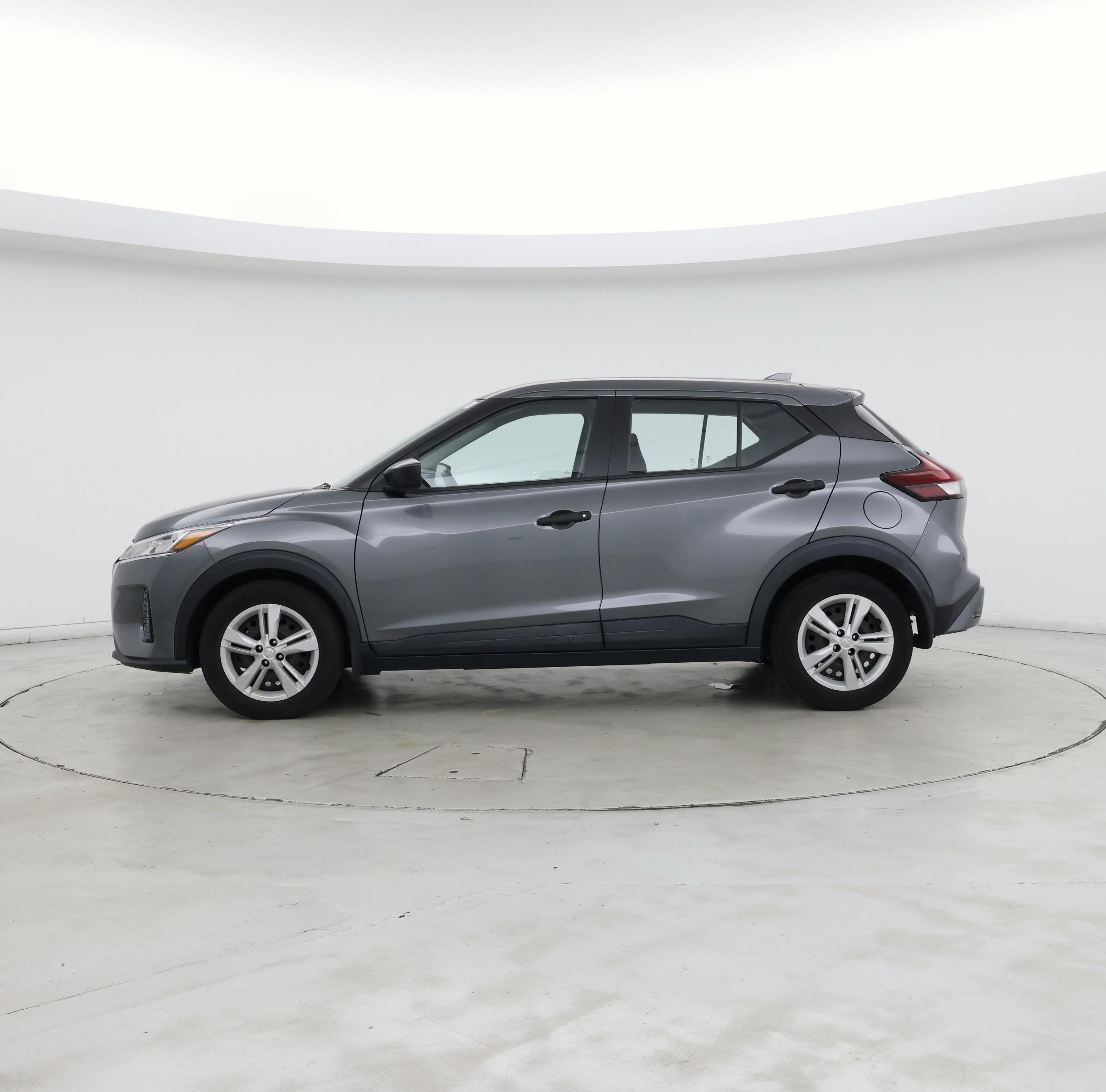 Thumbnail: 2021 Nissan Kicks - 3