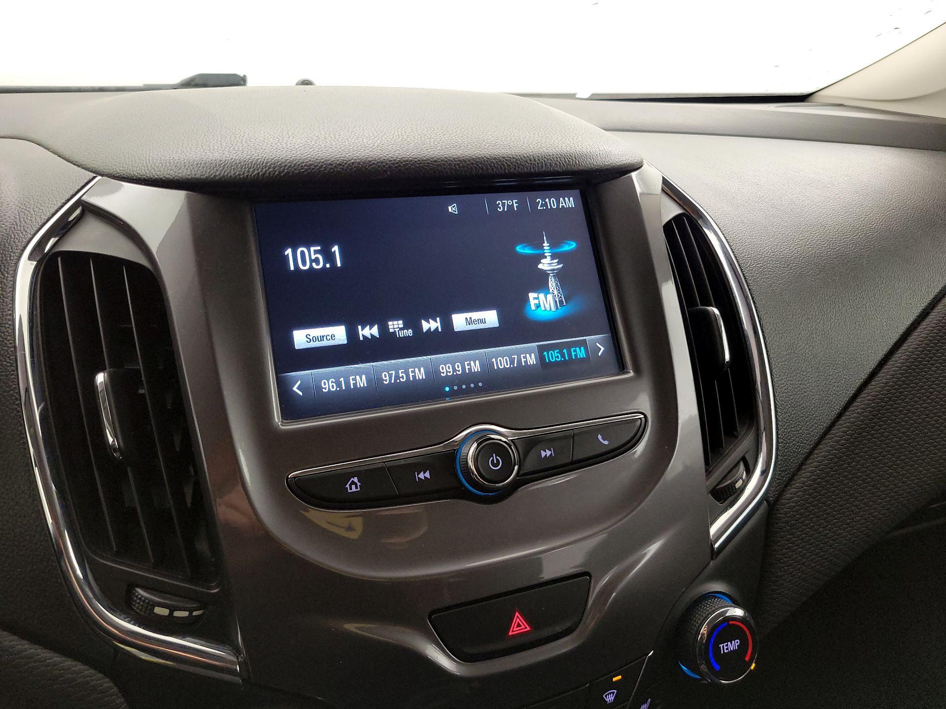 Thumbnail: 2018 Chevrolet Cruze - 15