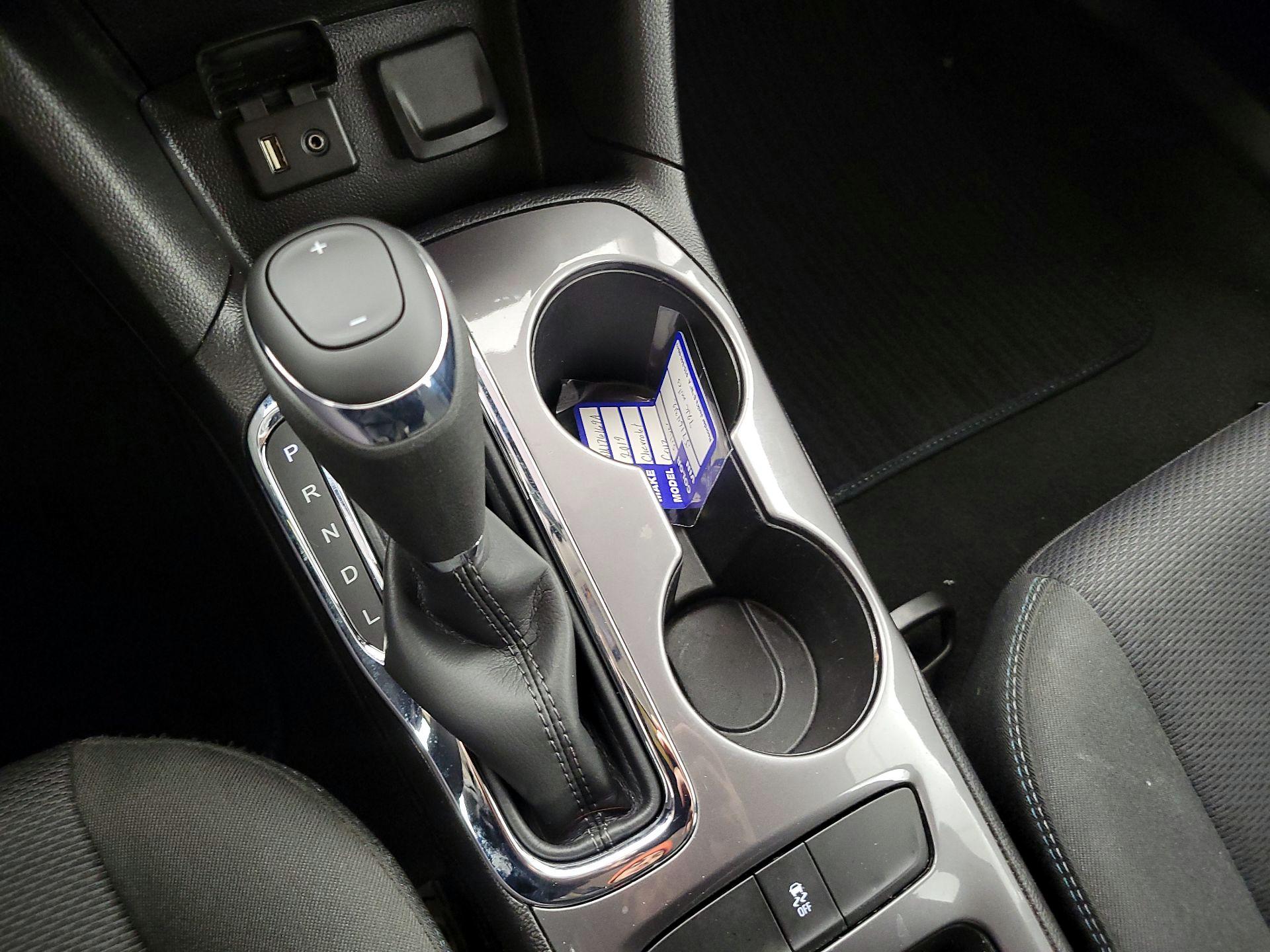 Thumbnail: 2018 Chevrolet Cruze - 17