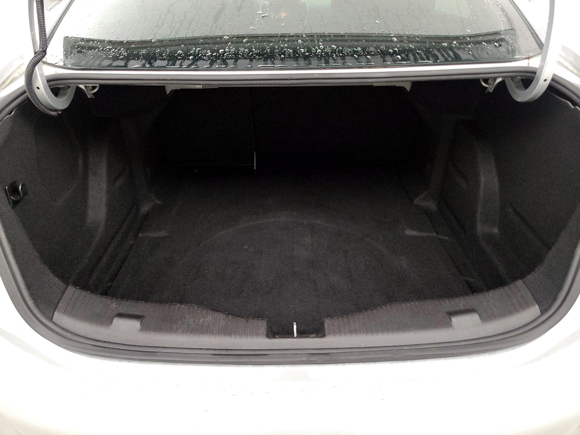 Thumbnail: 2018 Chevrolet Cruze - 20