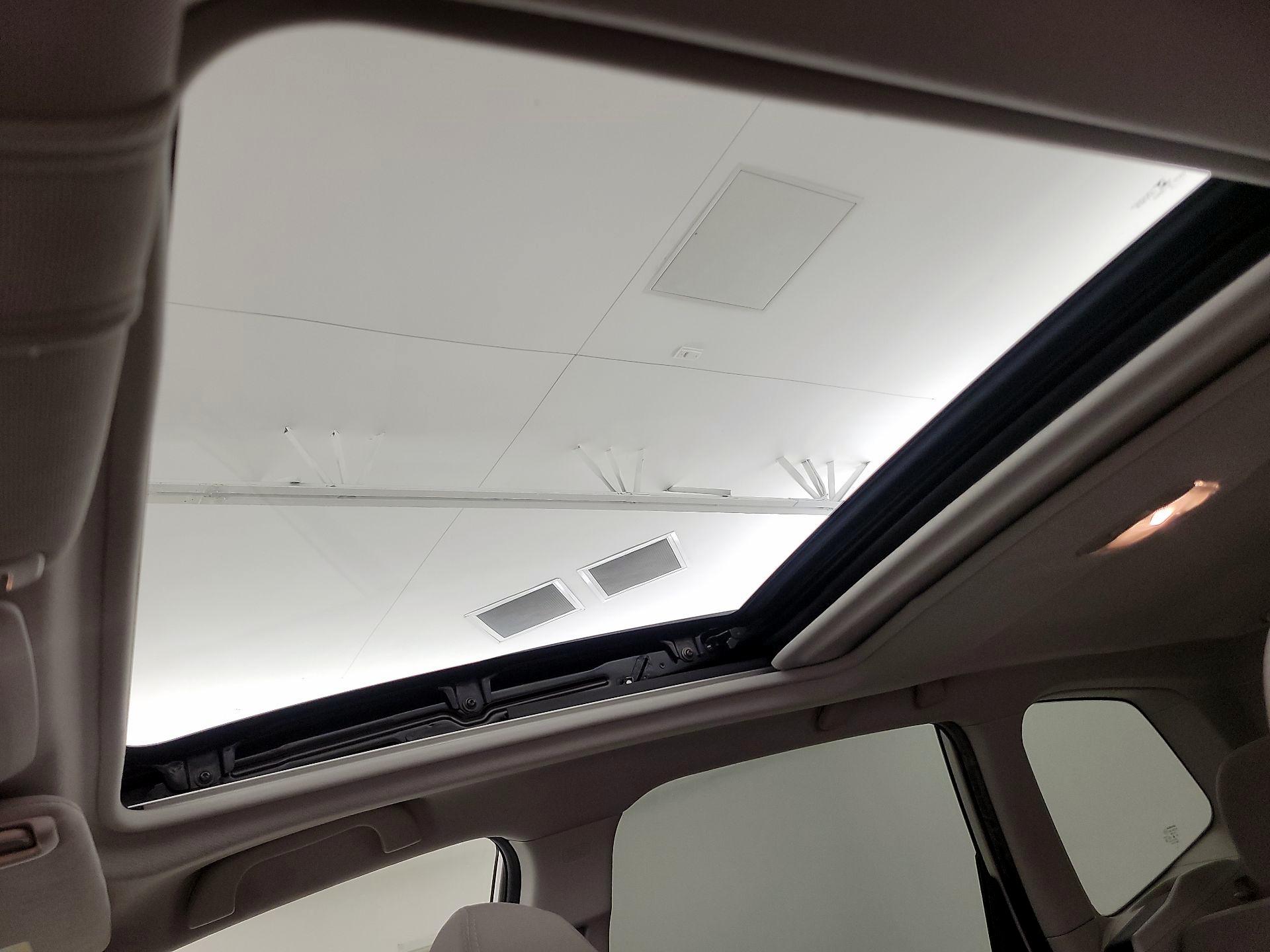 Thumbnail: 2015 Subaru Forester - 18