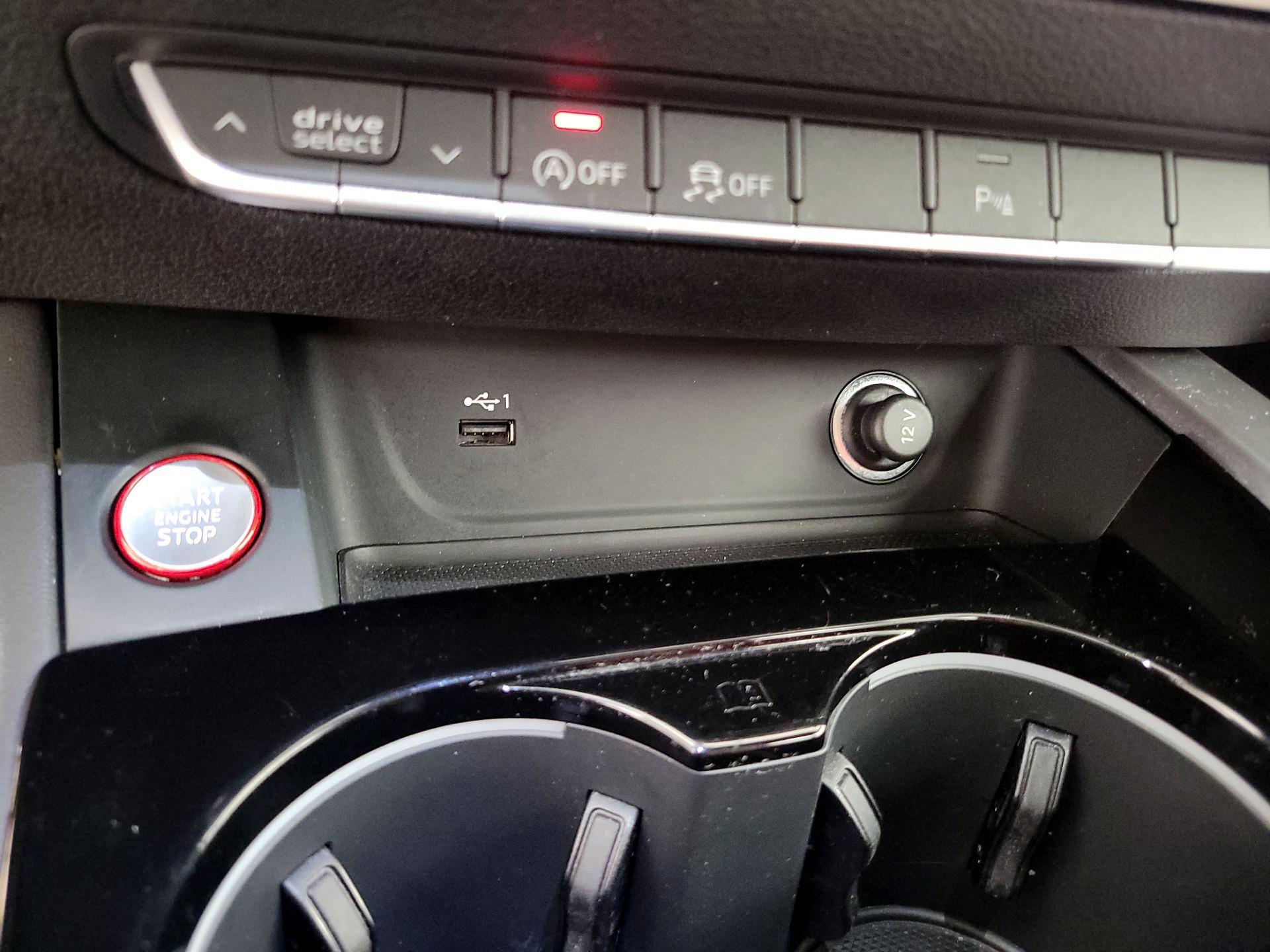 Thumbnail: 2021 Audi S5 - 18