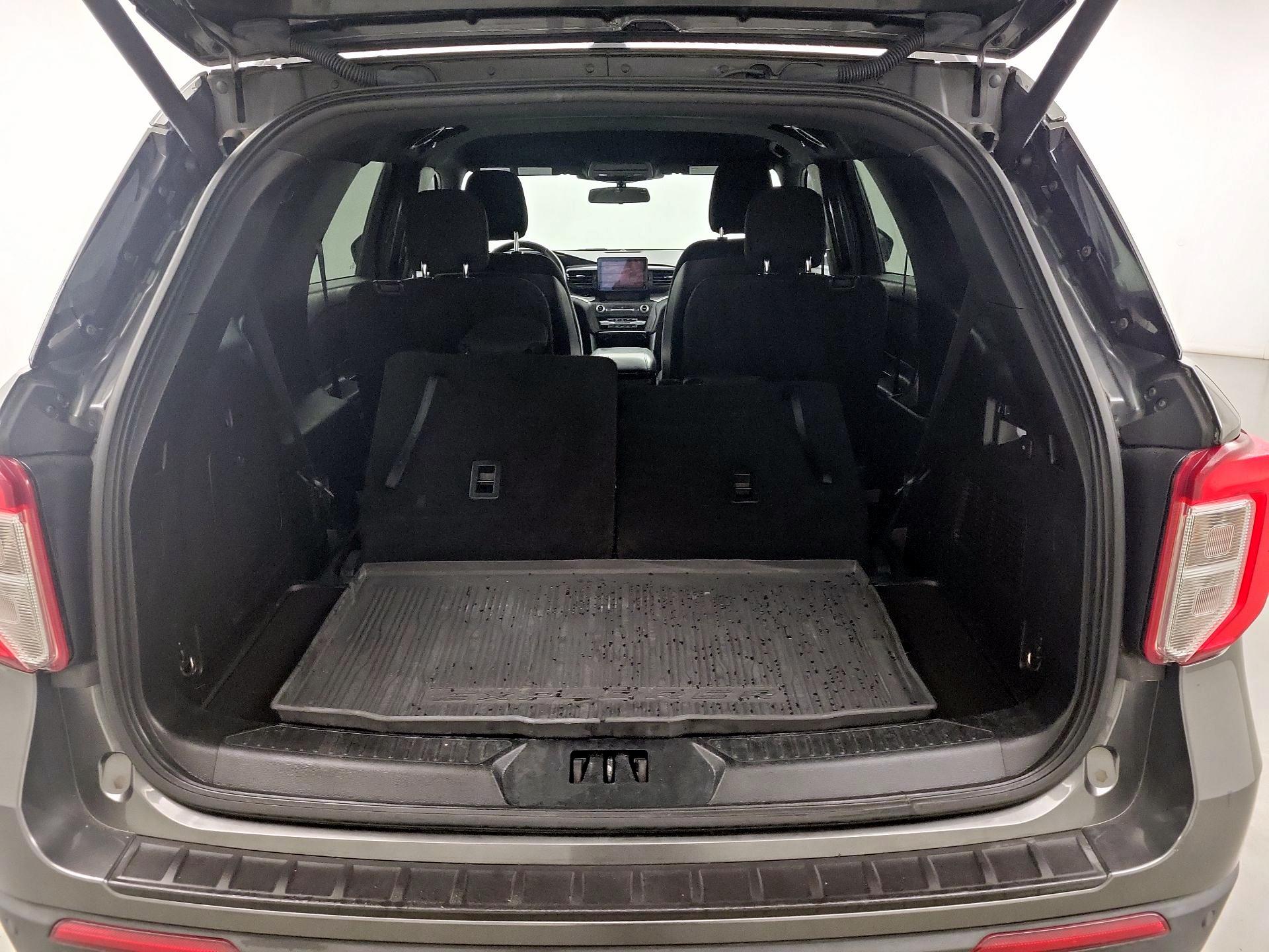 Thumbnail: 2020 Ford Explorer - 20