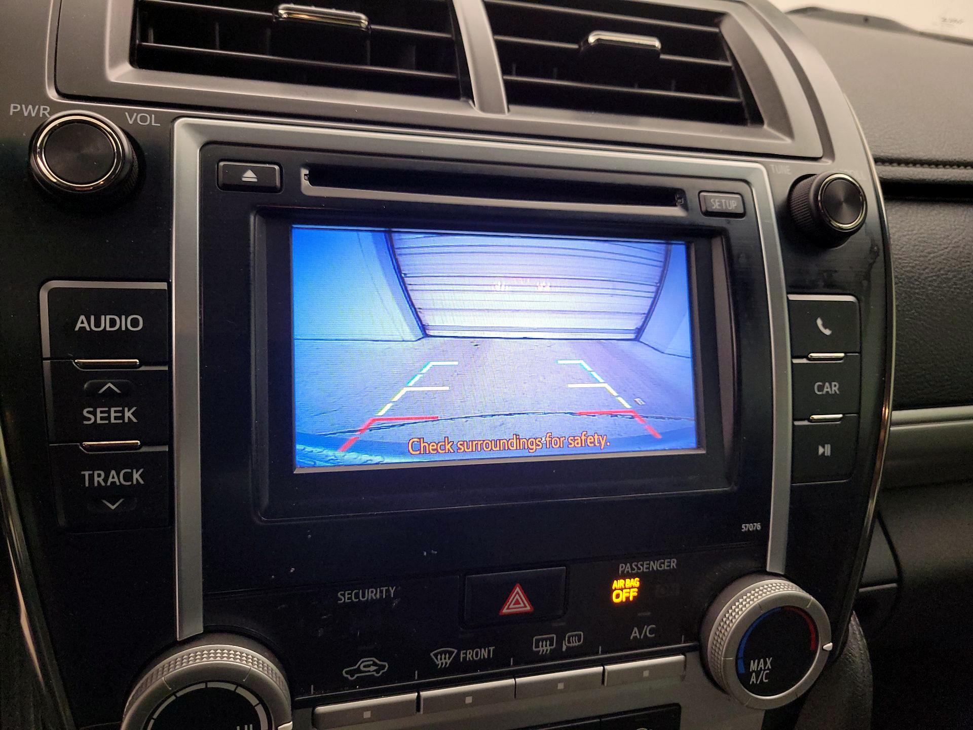 Thumbnail: 2014 Toyota Camry - 13