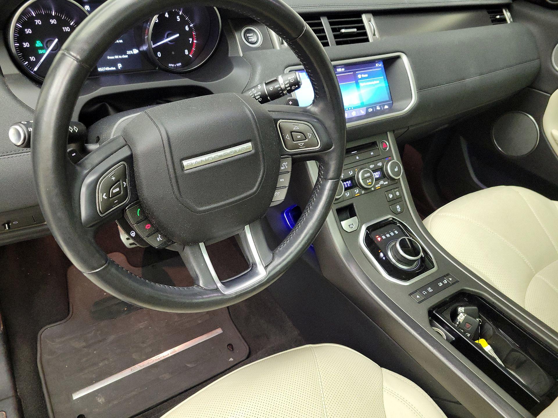 Thumbnail: 2018 Land Rover Range Rover Evoque - 9