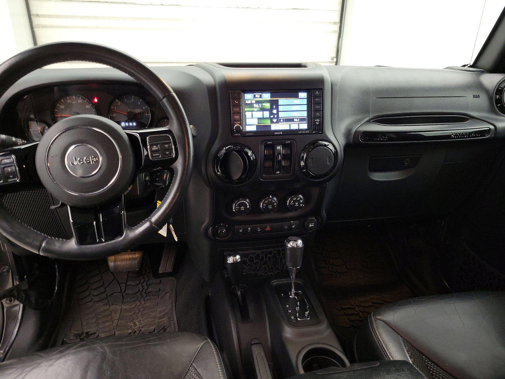Thumbnail: 2016 Jeep Wrangler - 9