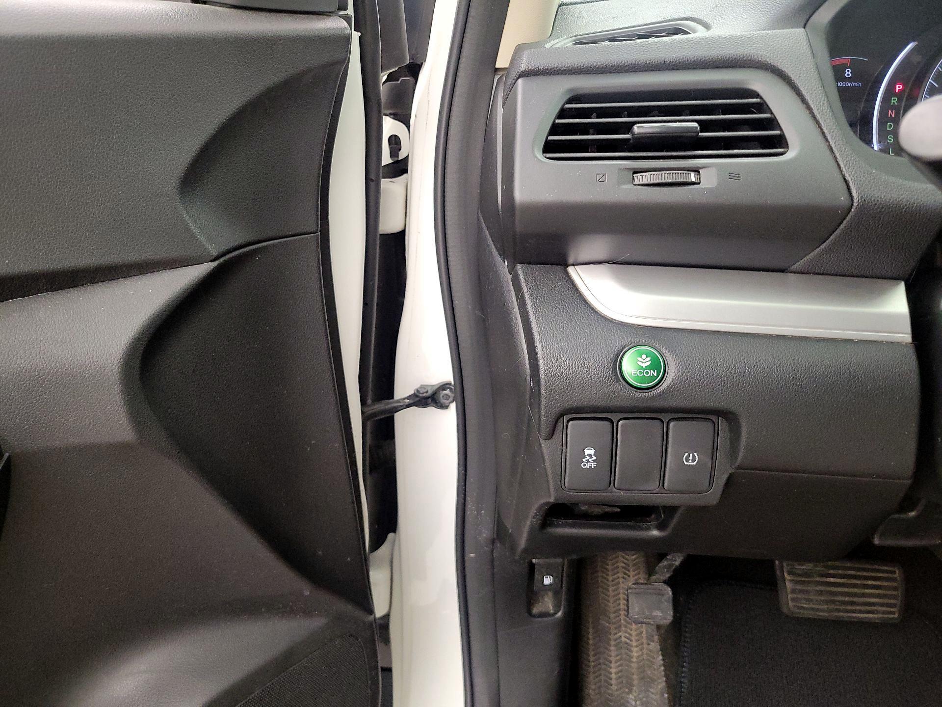 Thumbnail: 2016 Honda CR-V - 13