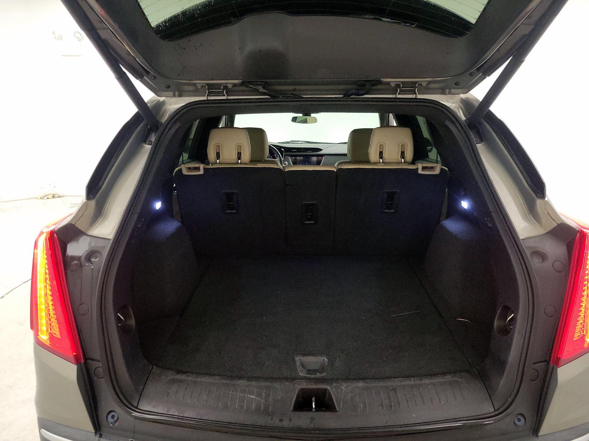 Thumbnail: 2018 Cadillac XT5 - 20