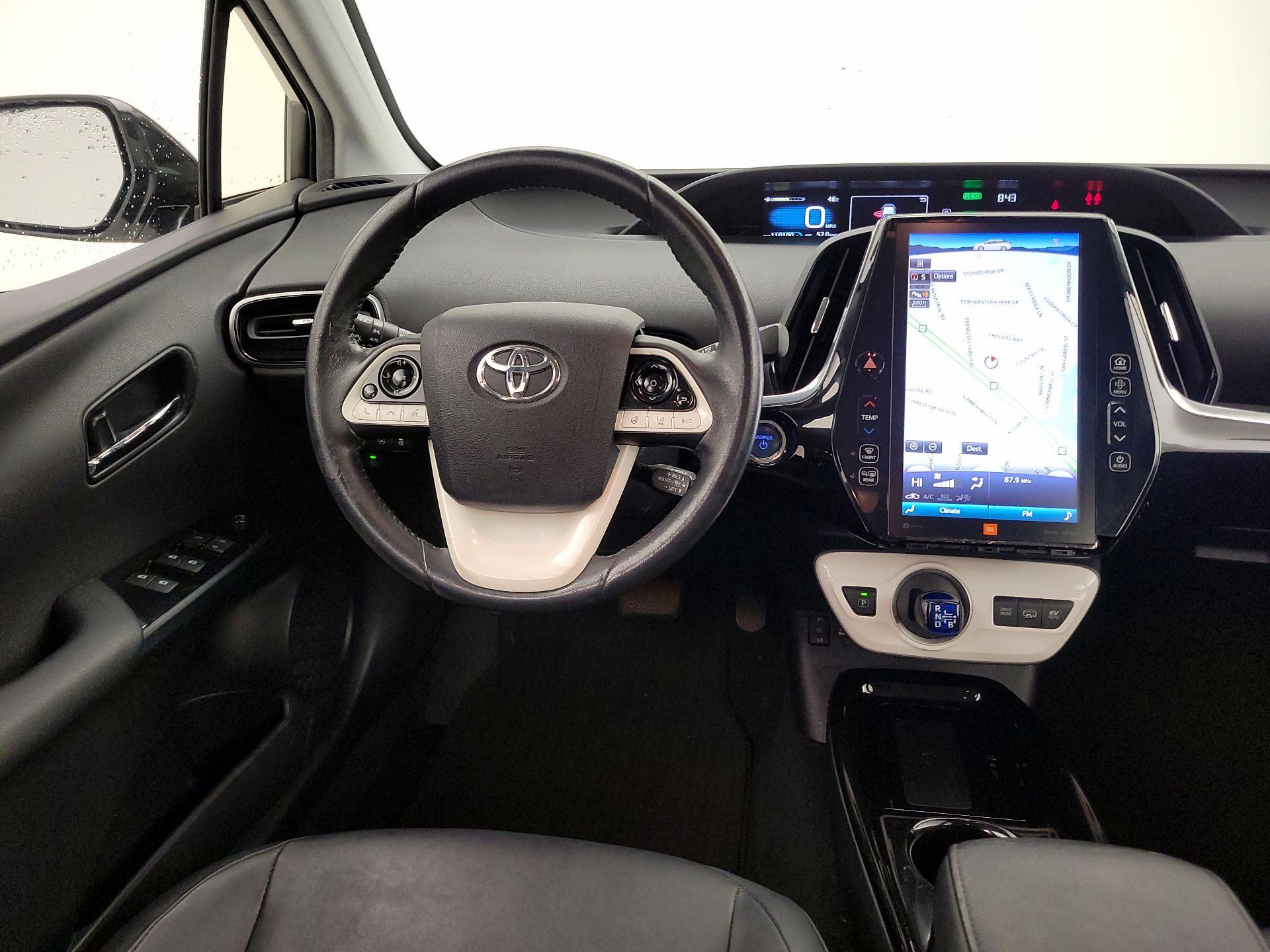 Thumbnail: 2017 Toyota Prius Prime - 10