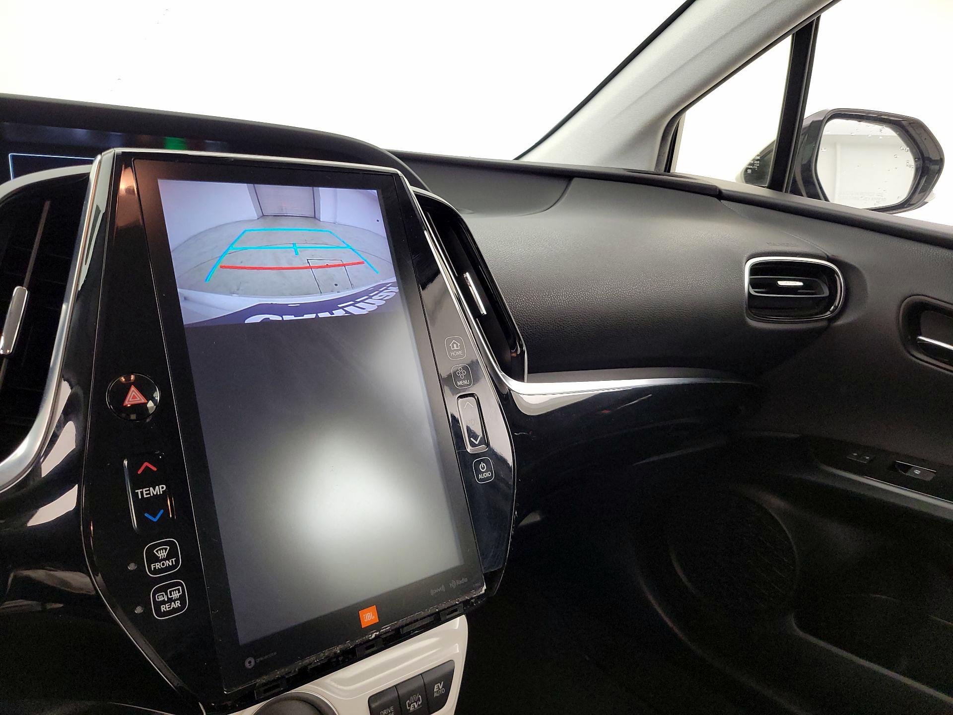 Thumbnail: 2017 Toyota Prius Prime - 15