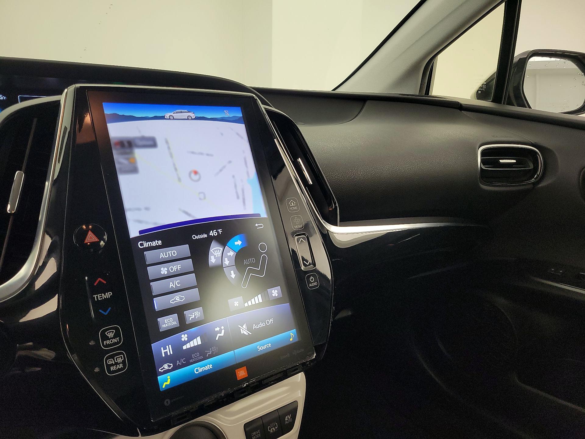 Thumbnail: 2017 Toyota Prius Prime - 17