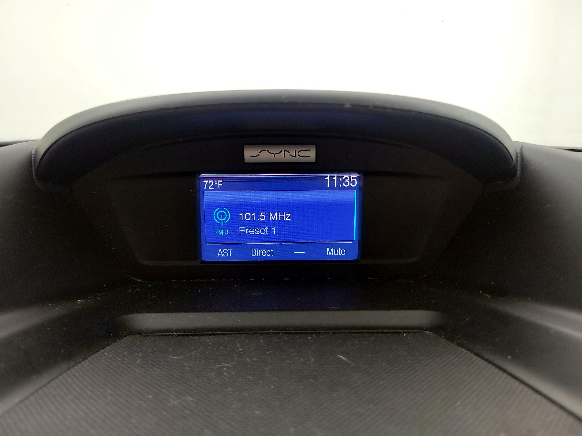 Thumbnail: 2015 Ford Escape - 15