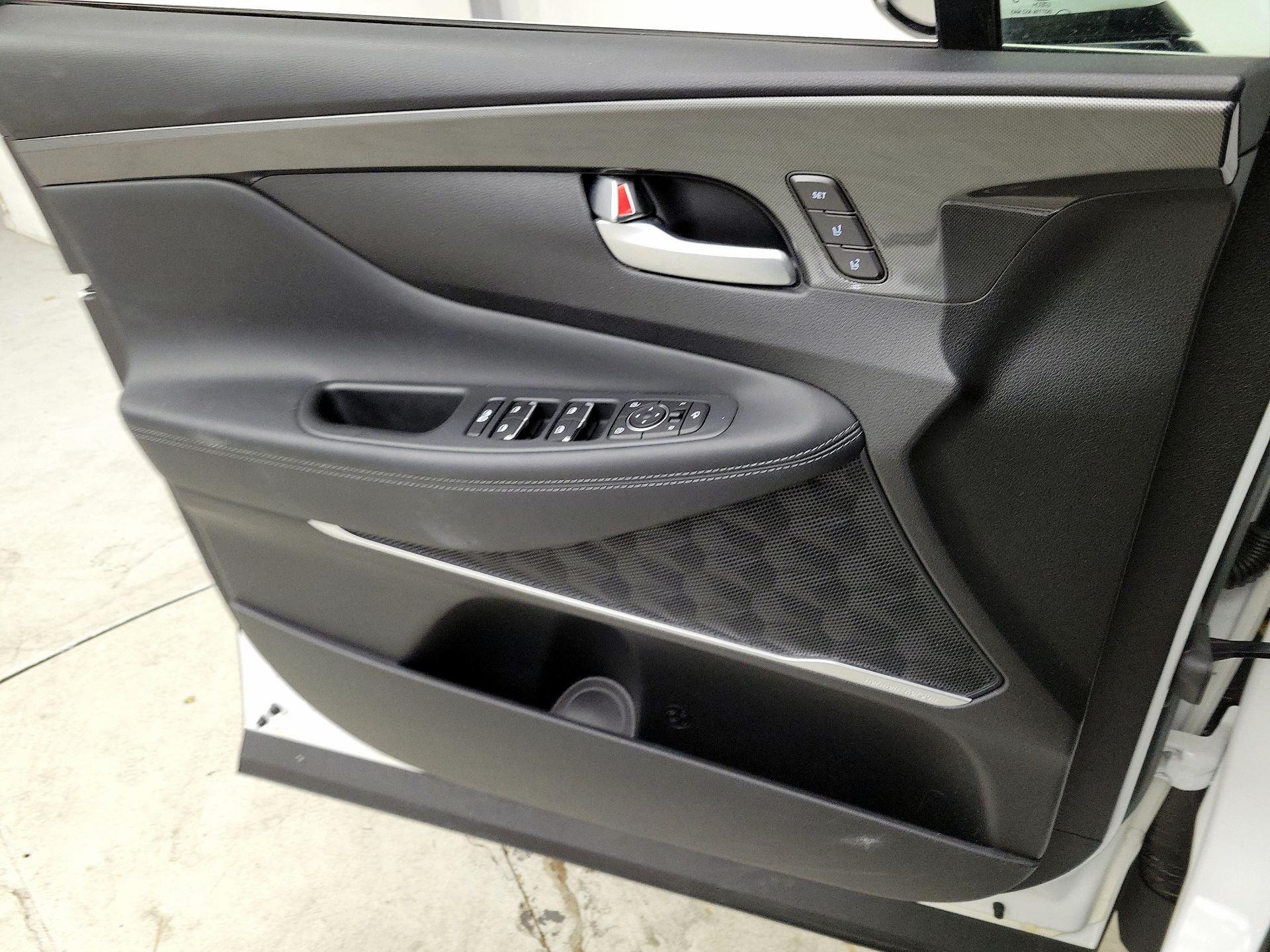 Thumbnail: 2021 Hyundai Santa Fe - 12