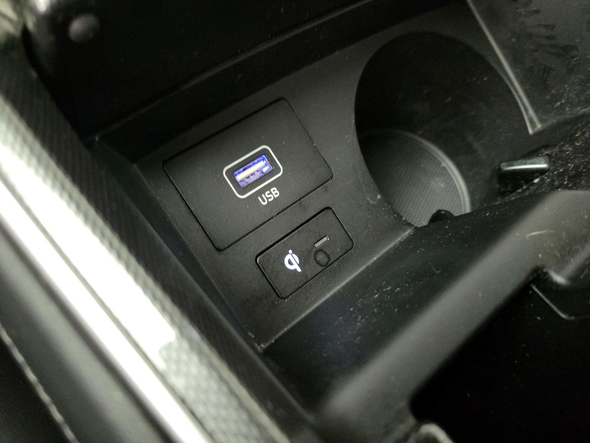 Thumbnail: 2021 Hyundai Santa Fe - 18