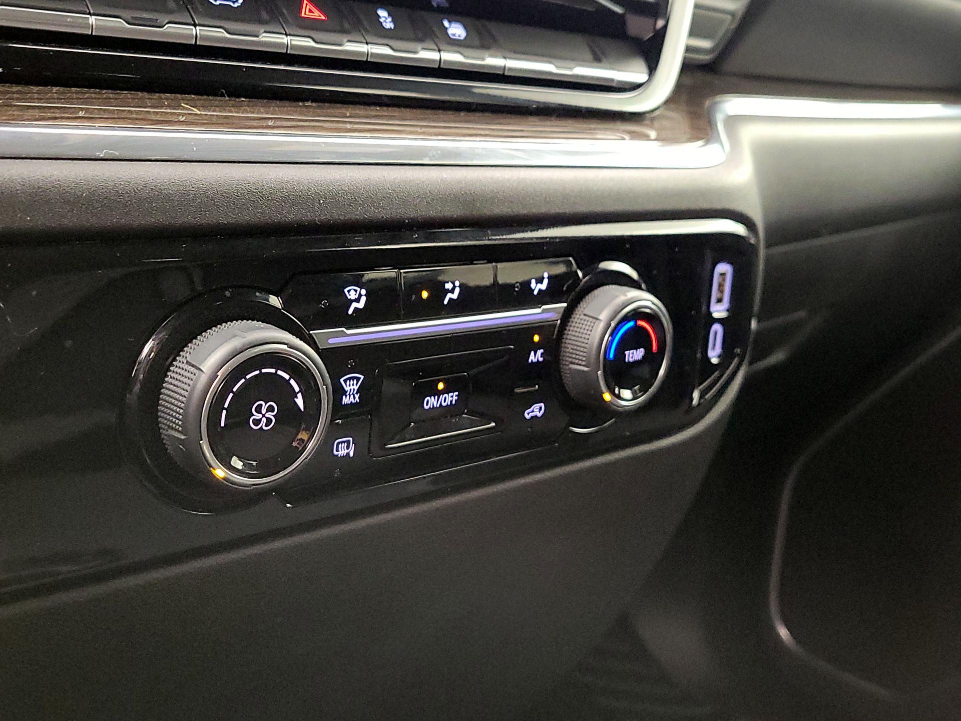 Thumbnail: 2024 Chevrolet Silverado 2500 - 16