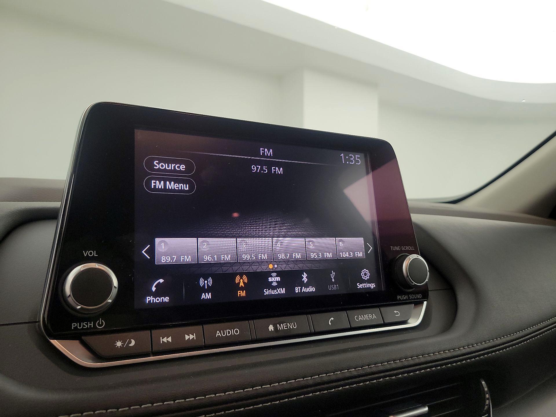 Thumbnail: 2021 Nissan Rogue - 15