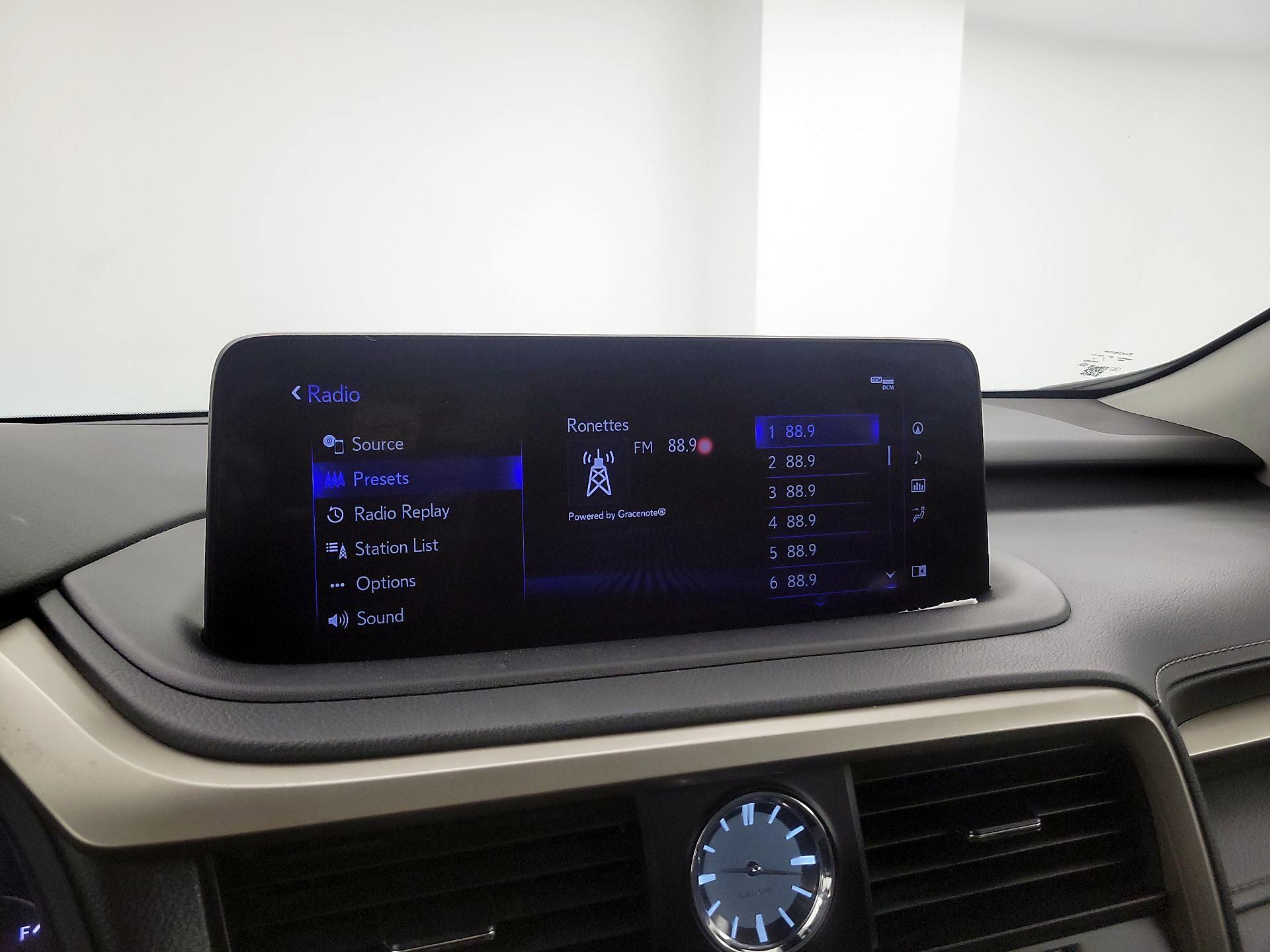 Thumbnail: 2020 Lexus RX - 16