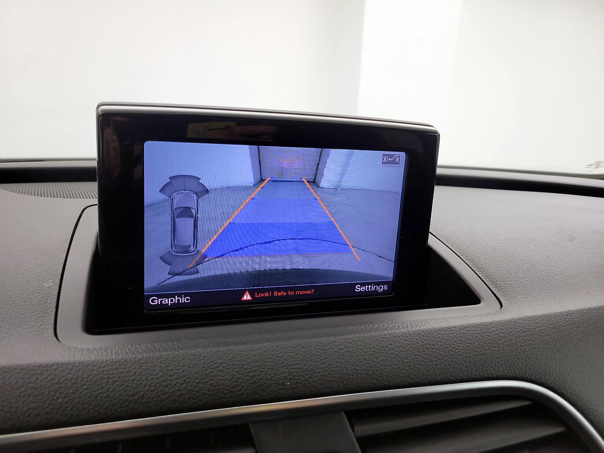 Thumbnail: 2015 Audi Q3 - 15