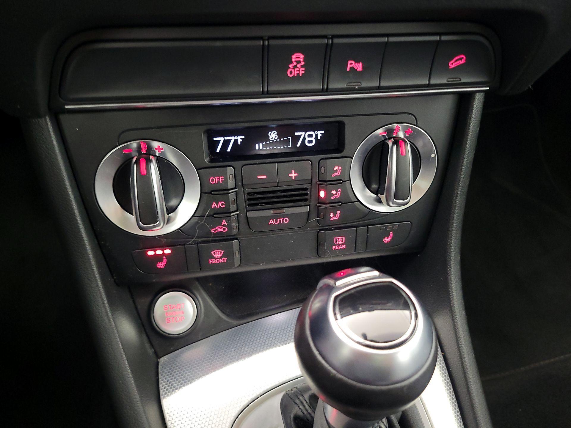 Thumbnail: 2015 Audi Q3 - 17