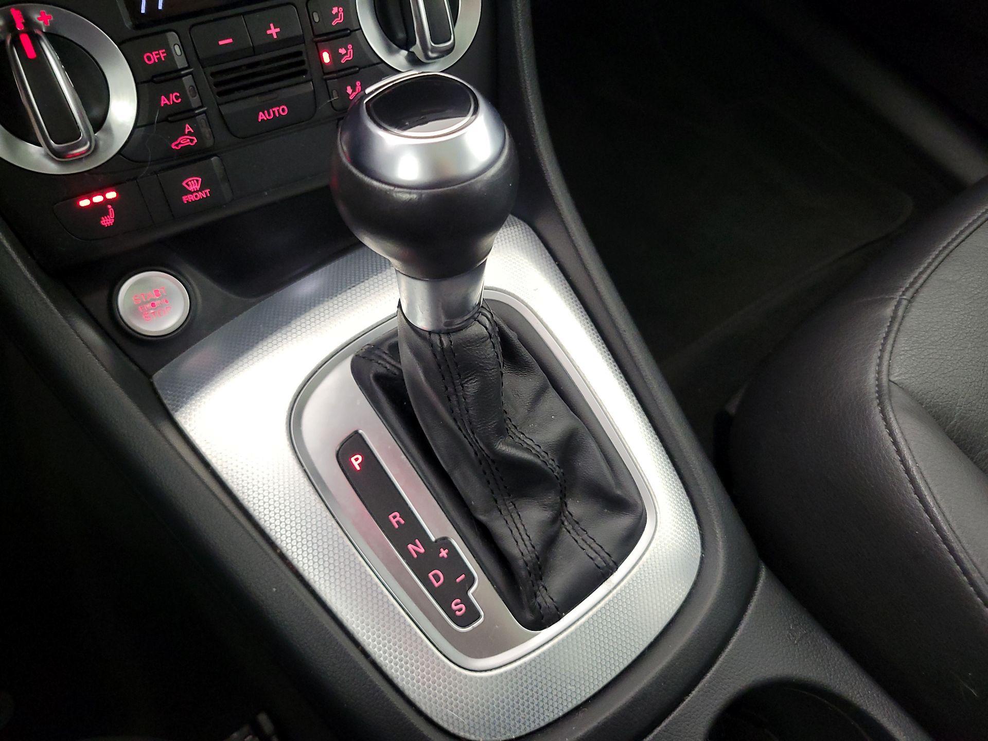 Thumbnail: 2015 Audi Q3 - 18