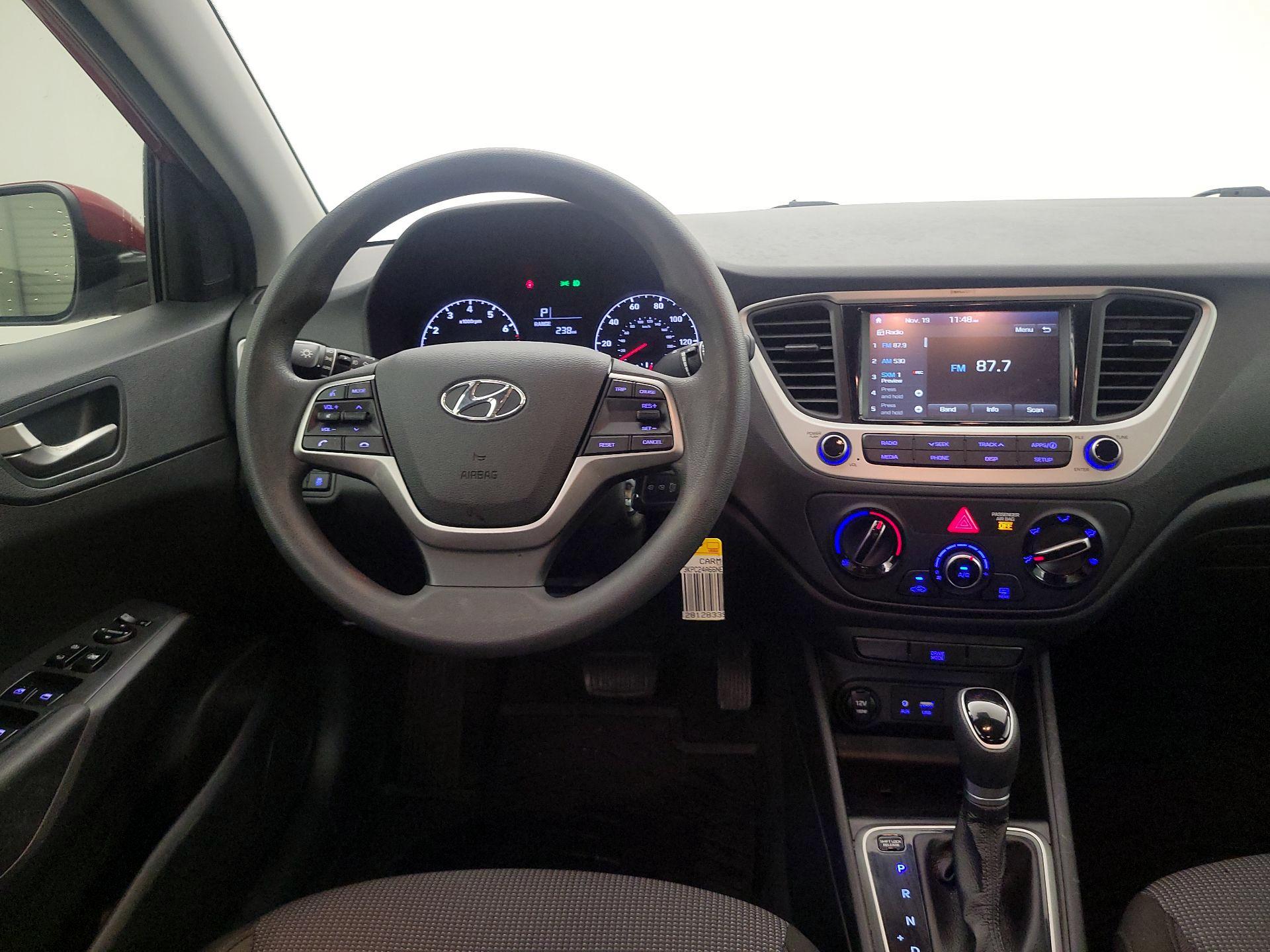 Thumbnail: 2022 Hyundai Accent - 10