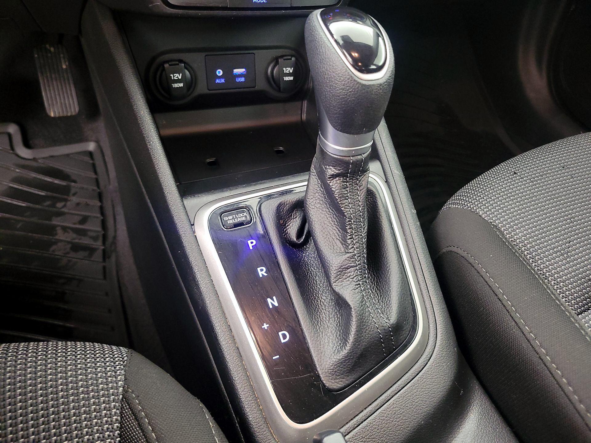 Thumbnail: 2022 Hyundai Accent - 17