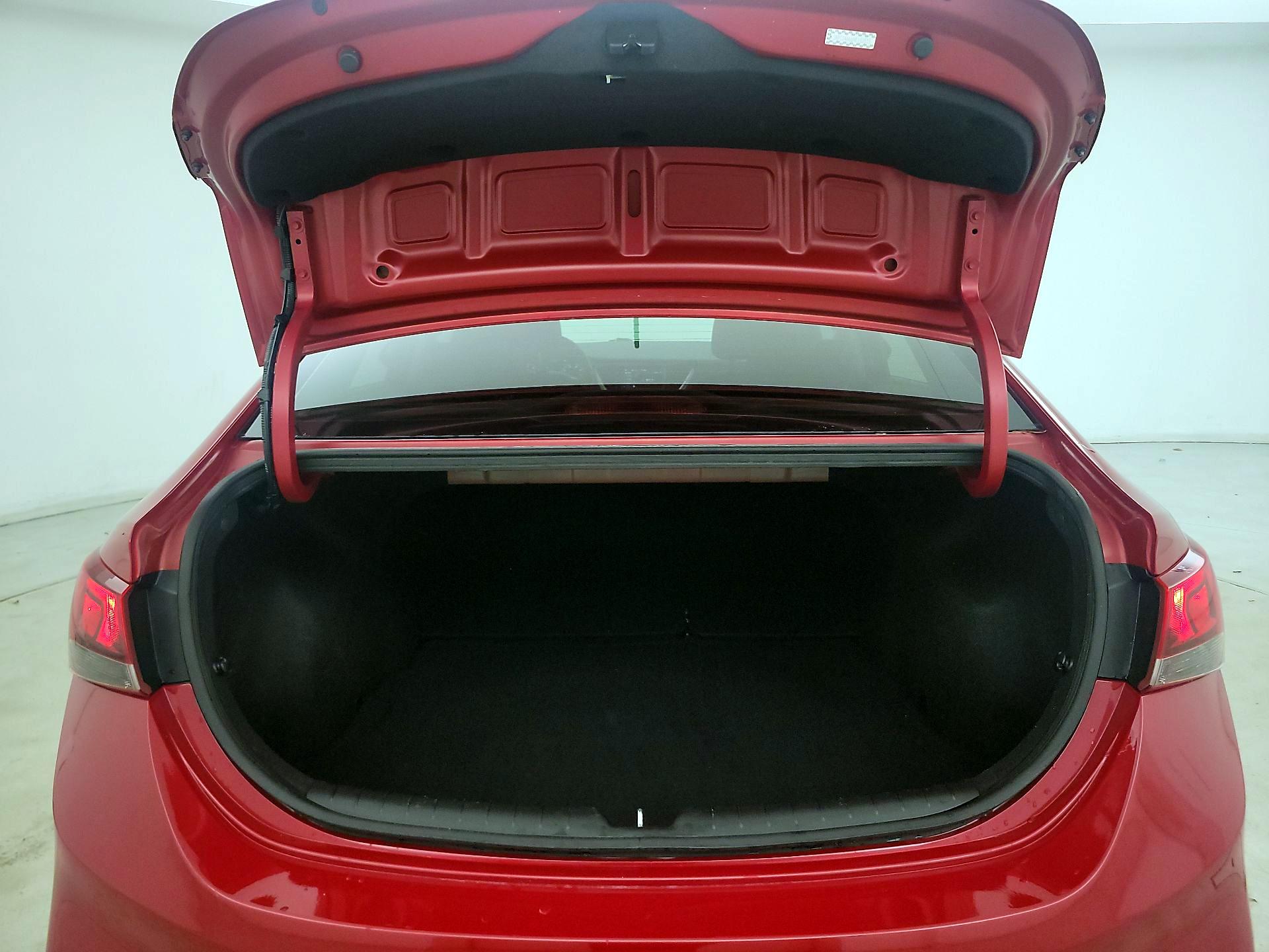 Thumbnail: 2022 Hyundai Accent - 20