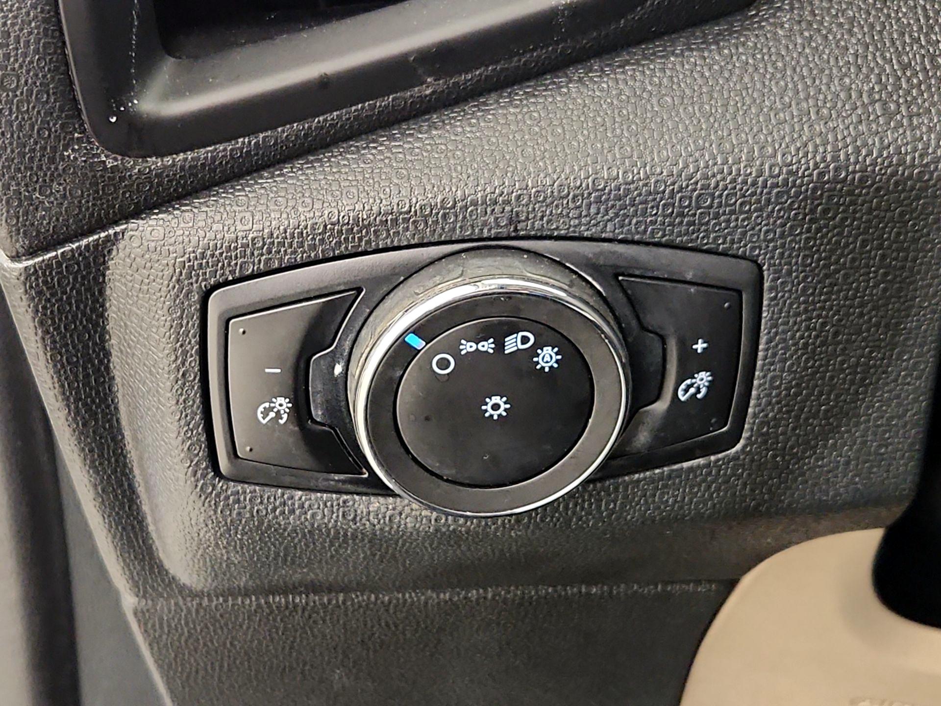 Thumbnail: 2020 Ford EcoSport - 13