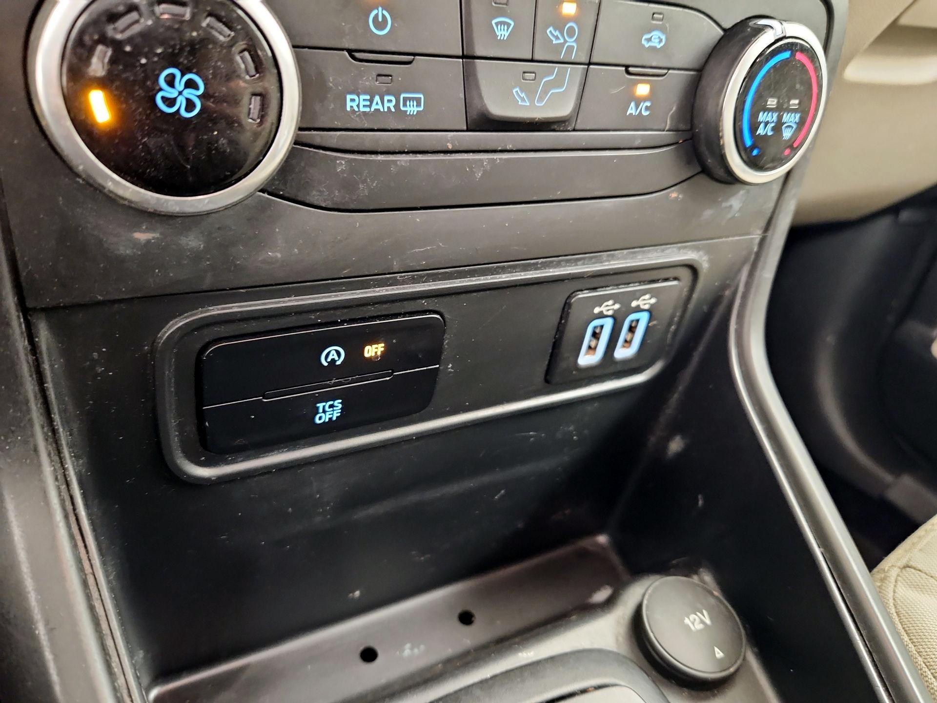 Thumbnail: 2020 Ford EcoSport - 18